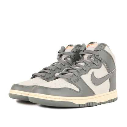 DUNK HI RETRO SE VNTG LIGHT BONE (DM0582-001)