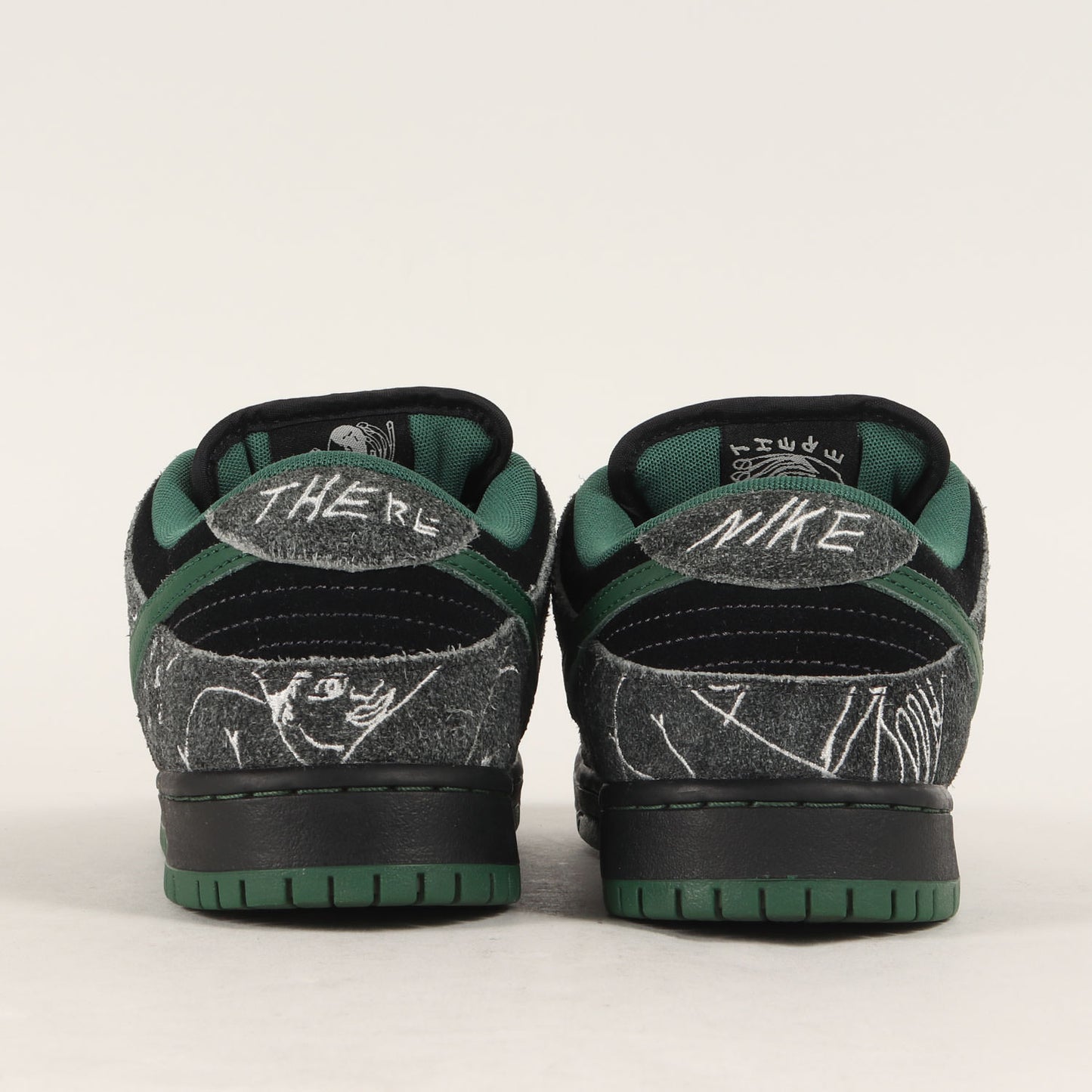 24SS ×There Skateboards SB DUNK LOW QS (HF7743-001)