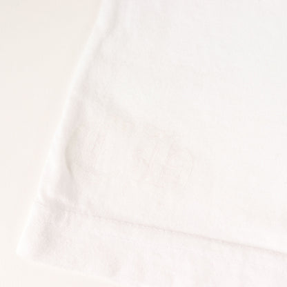 近年モデル ブランドロゴ ポケット Tシャツ