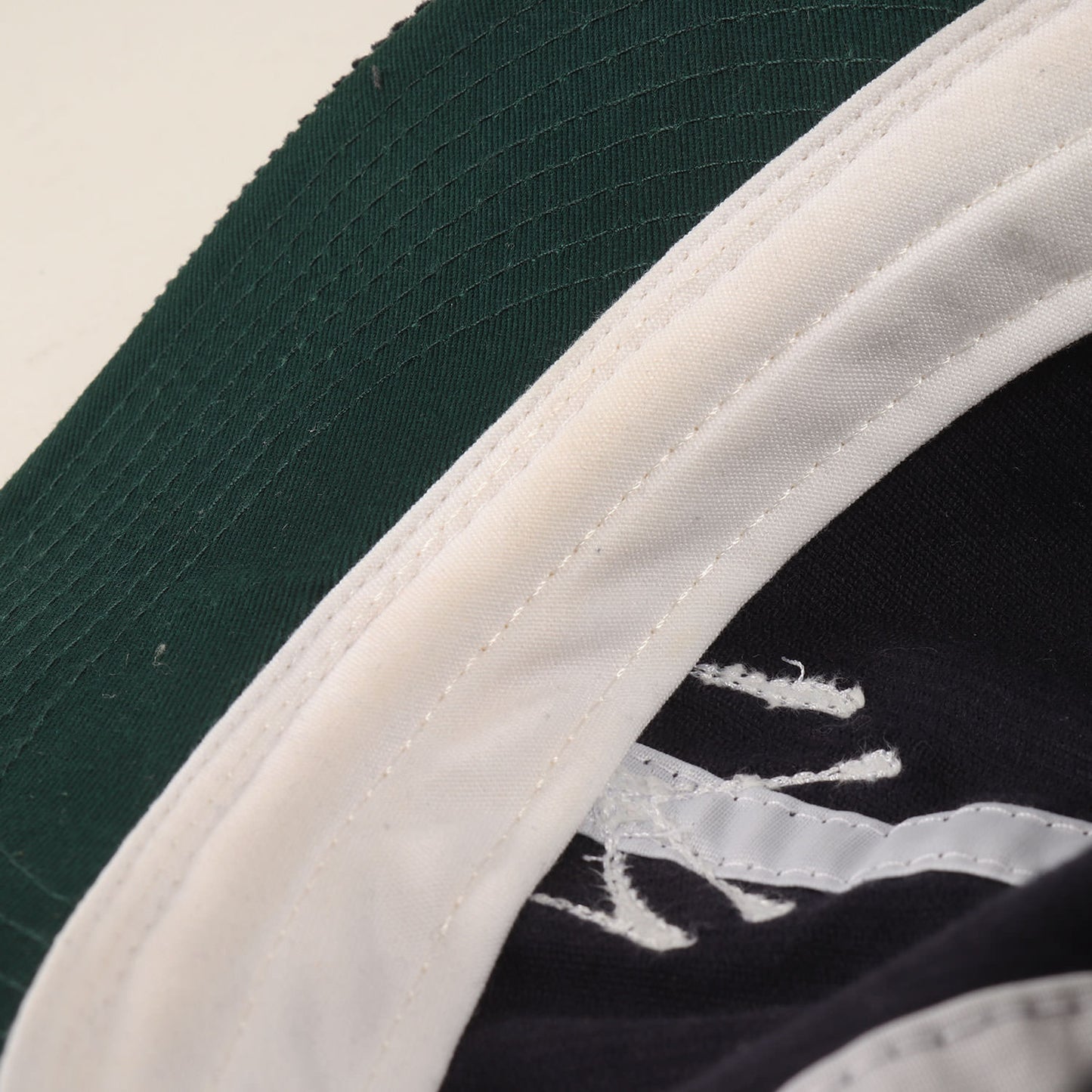 ×NEW ERA ×New York Yankees コーデュロイ 6パネルキャップ