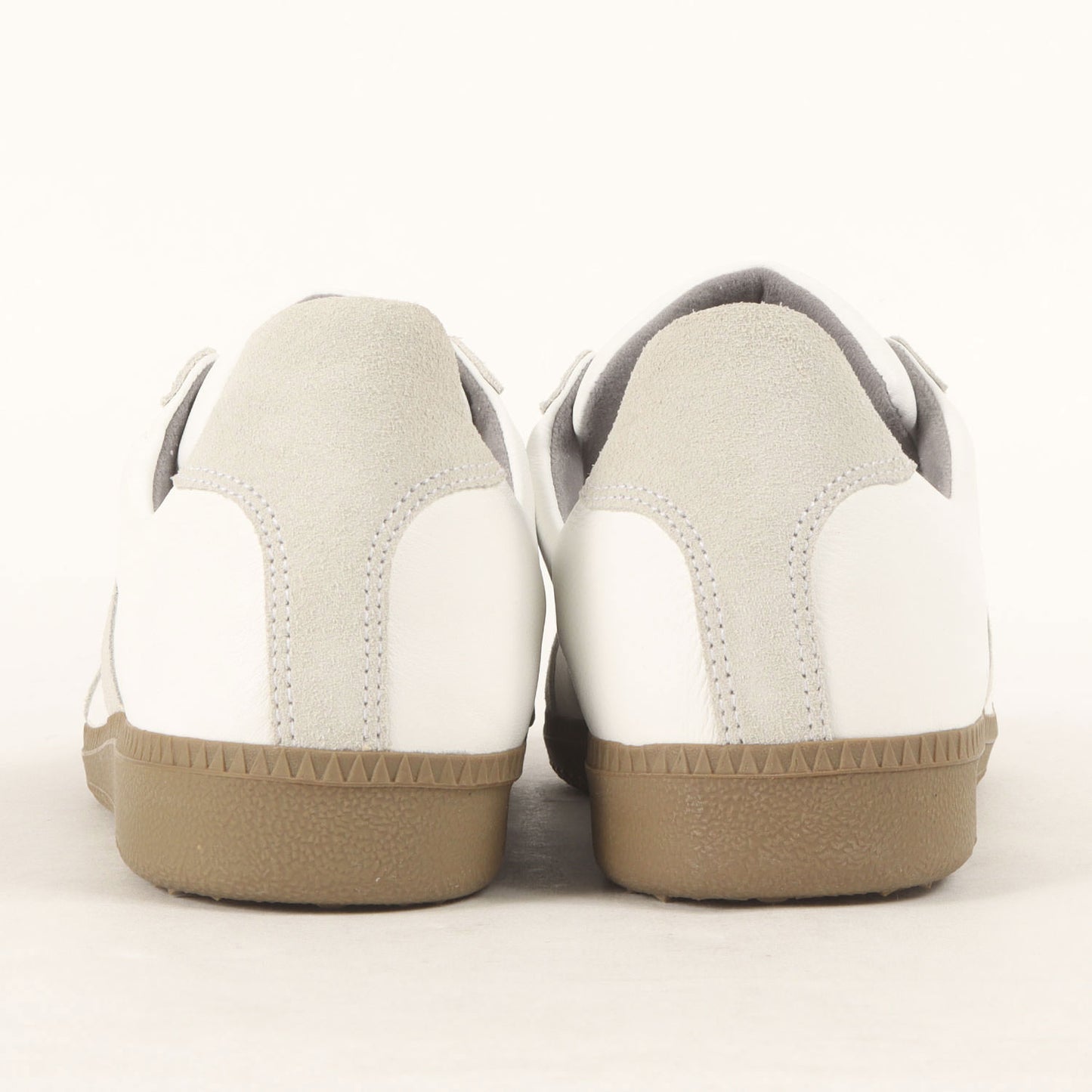 ×BOSTON-NINE GERMAN TRAINER / ジャーマントレーナー (1183E-BF)