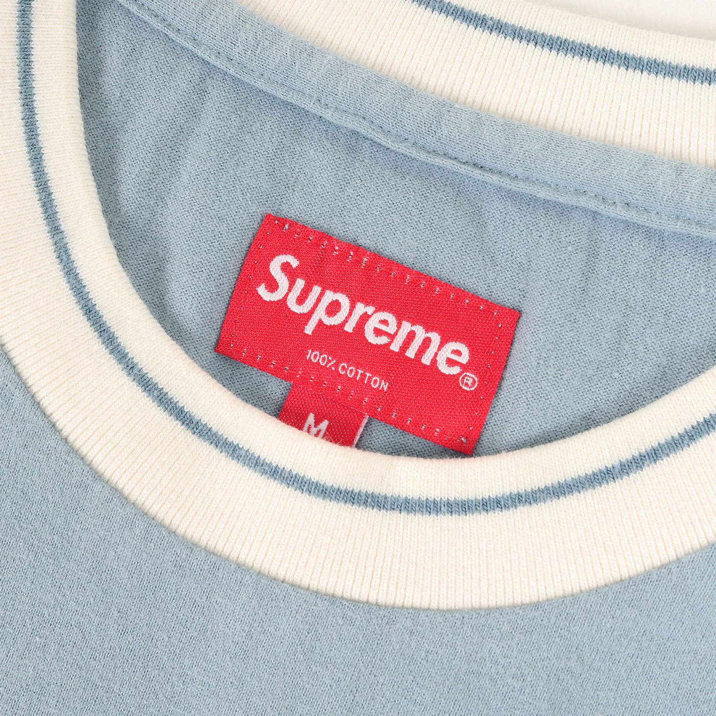 リブポケット付き クラシックロゴ Tシャツ(Ribbed Pocket Tee)