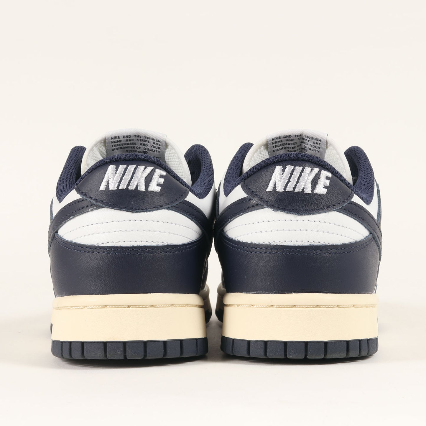WMNS DUNK LOW VINTAGE NAVY ビラノバ大学カラー(DD1503-115)