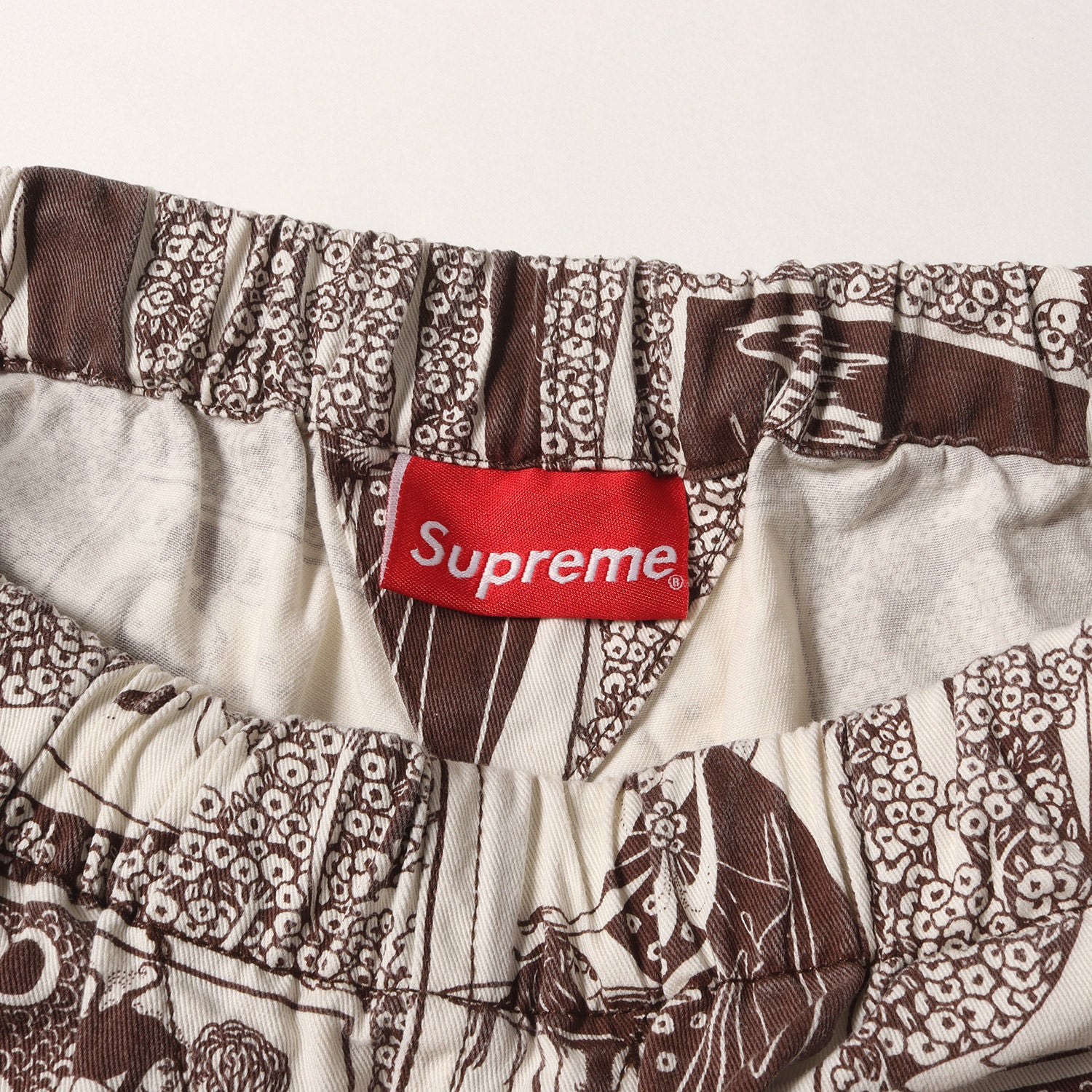 Supreme (シュプリーム) イラスト総柄 イージー スケートパンツ(Salome 