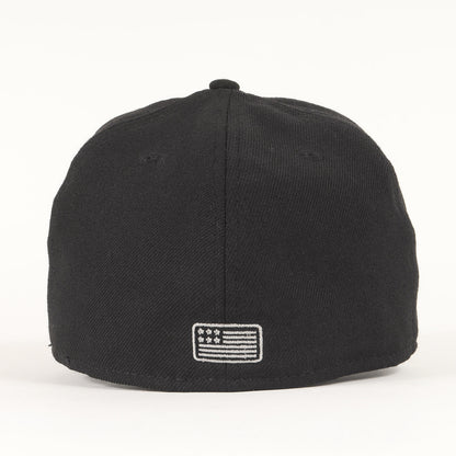 ×NEW ERA エンブレムロゴ ベースボールキャップ
