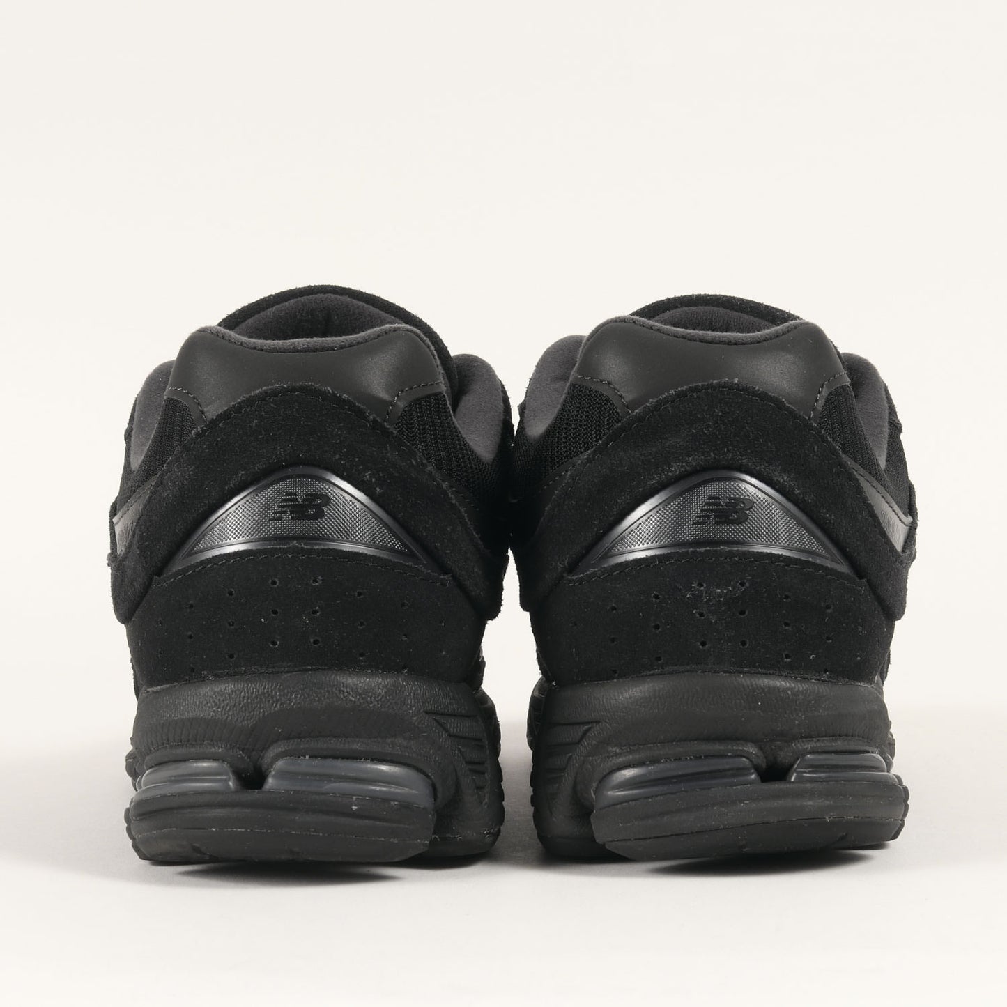 25SS U2002 RBL Triple Black