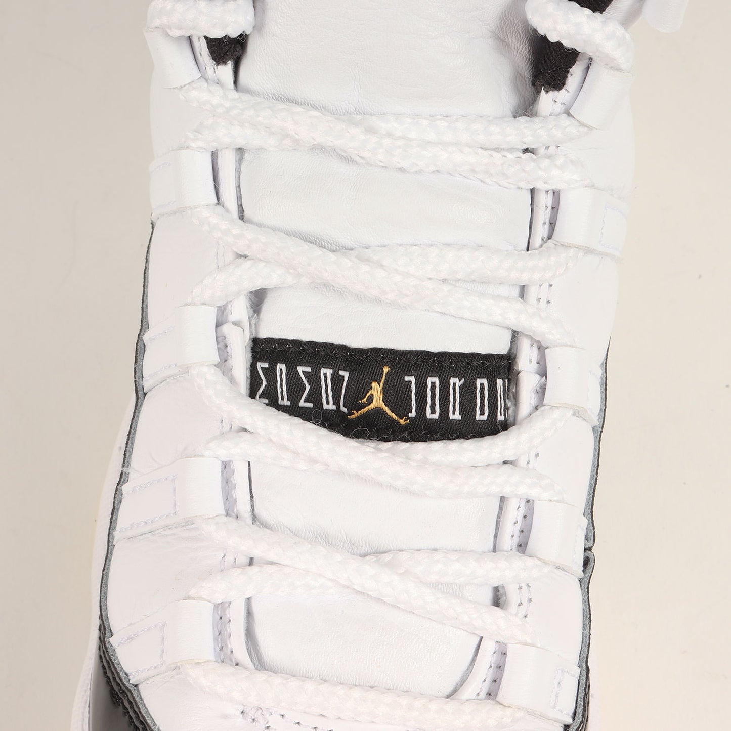 AIR JORDAN 11 RETRO GS Gratitude (378038-170)
