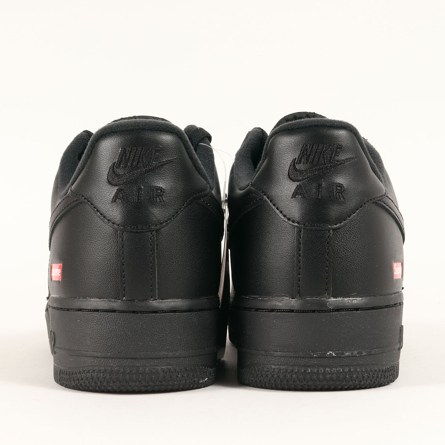 ×NIKE AIR FORCE 1 LOW / SUPREME (CU9225-001 / 2023年製)