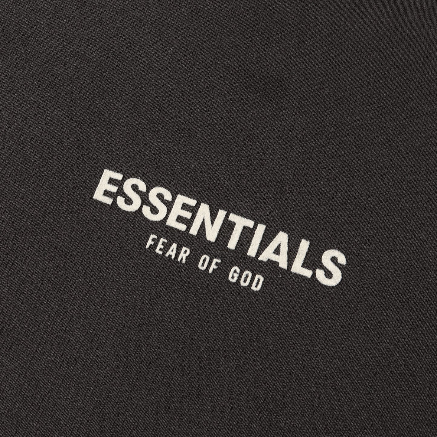 FOG ESSENTIALS フロッキープリント オーバーサイズ スウェット(Relaxed Crewneck)