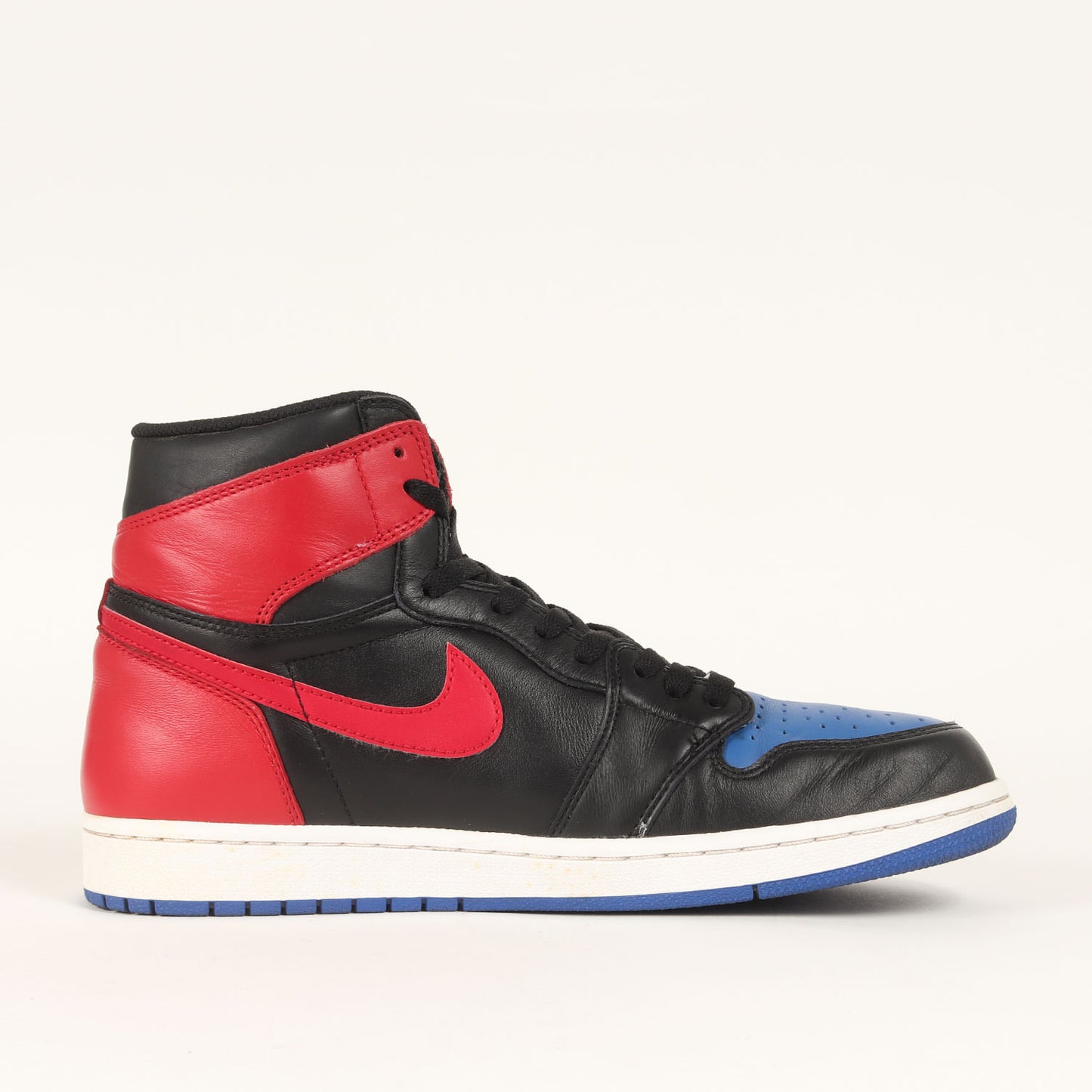 AIR JORDAN 1 RETRO HIGH OG TOP3 (555088-026)