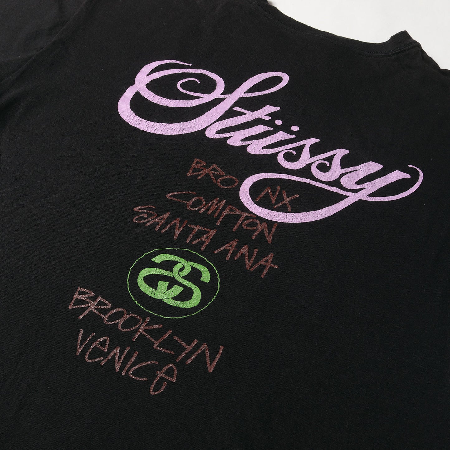 ローカルカラー ワールドツアーロゴ Tシャツ