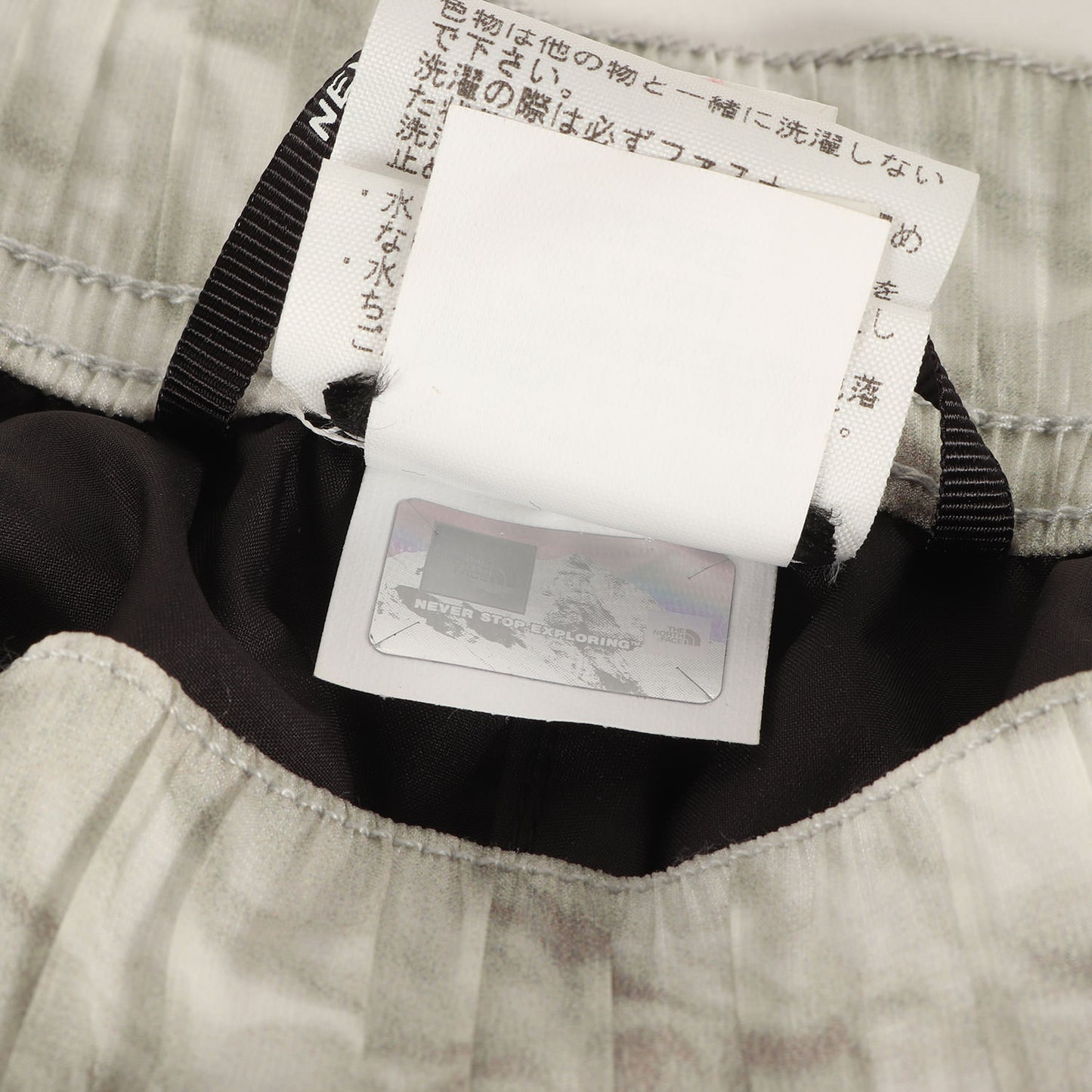×THE NORTH FACE ペーパープリント ヌプシ ダウンパンツ(Paper Print Nuptse Pant)