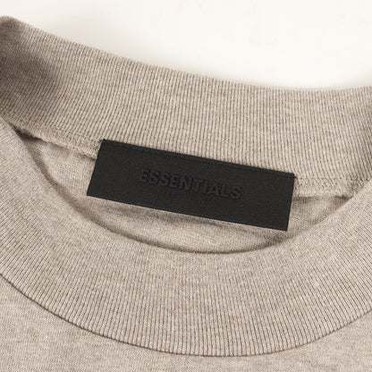 FOG ESSENTIALS ブランドロゴ ロングスリーブ Tシャツ