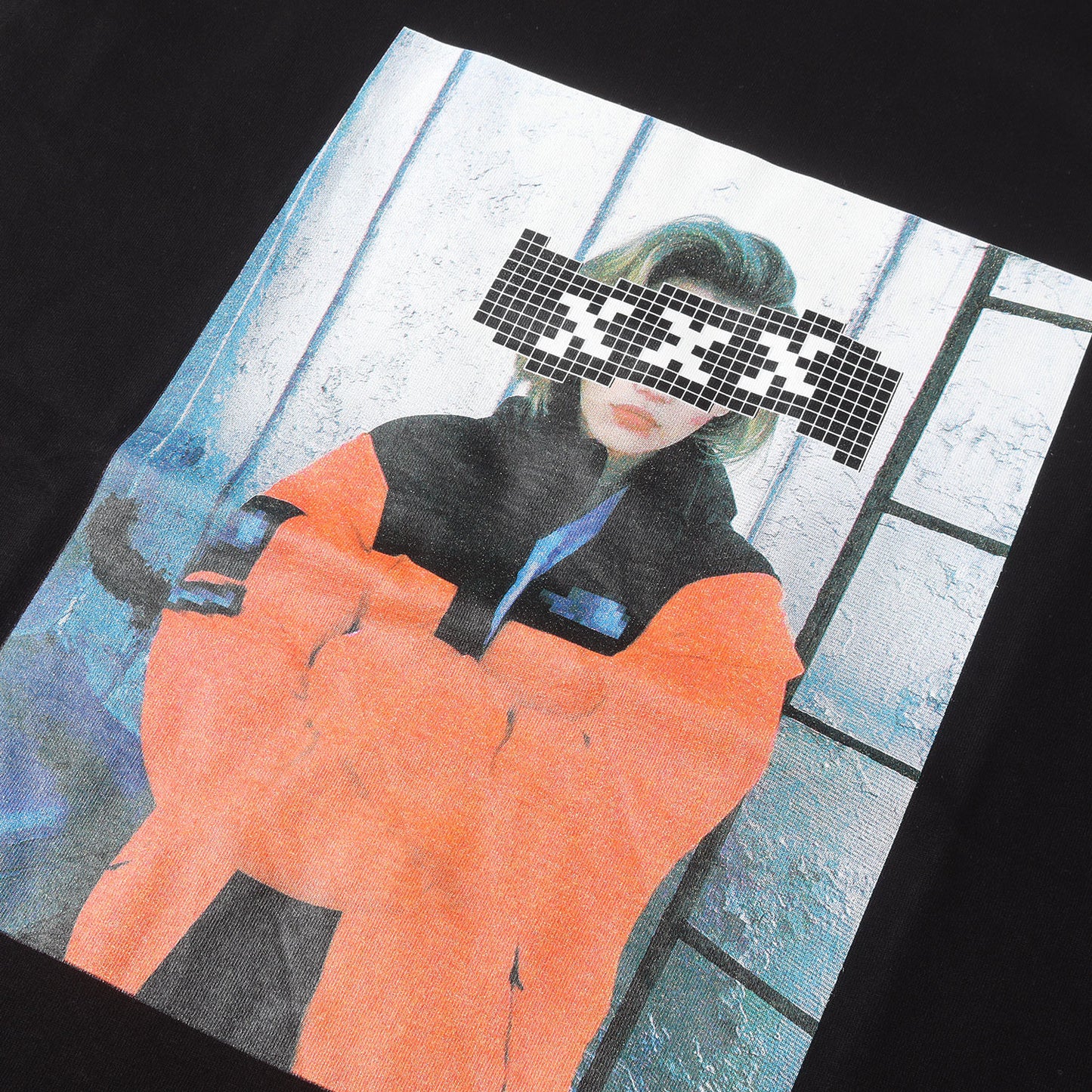 サラ・シュナイダー フォト ヘビー Tシャツ