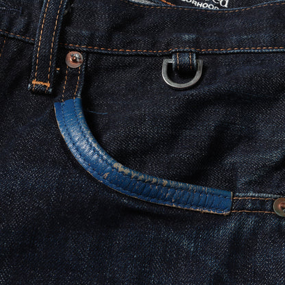 ×Levi's ロゴプリント テーパード デニムパンツ