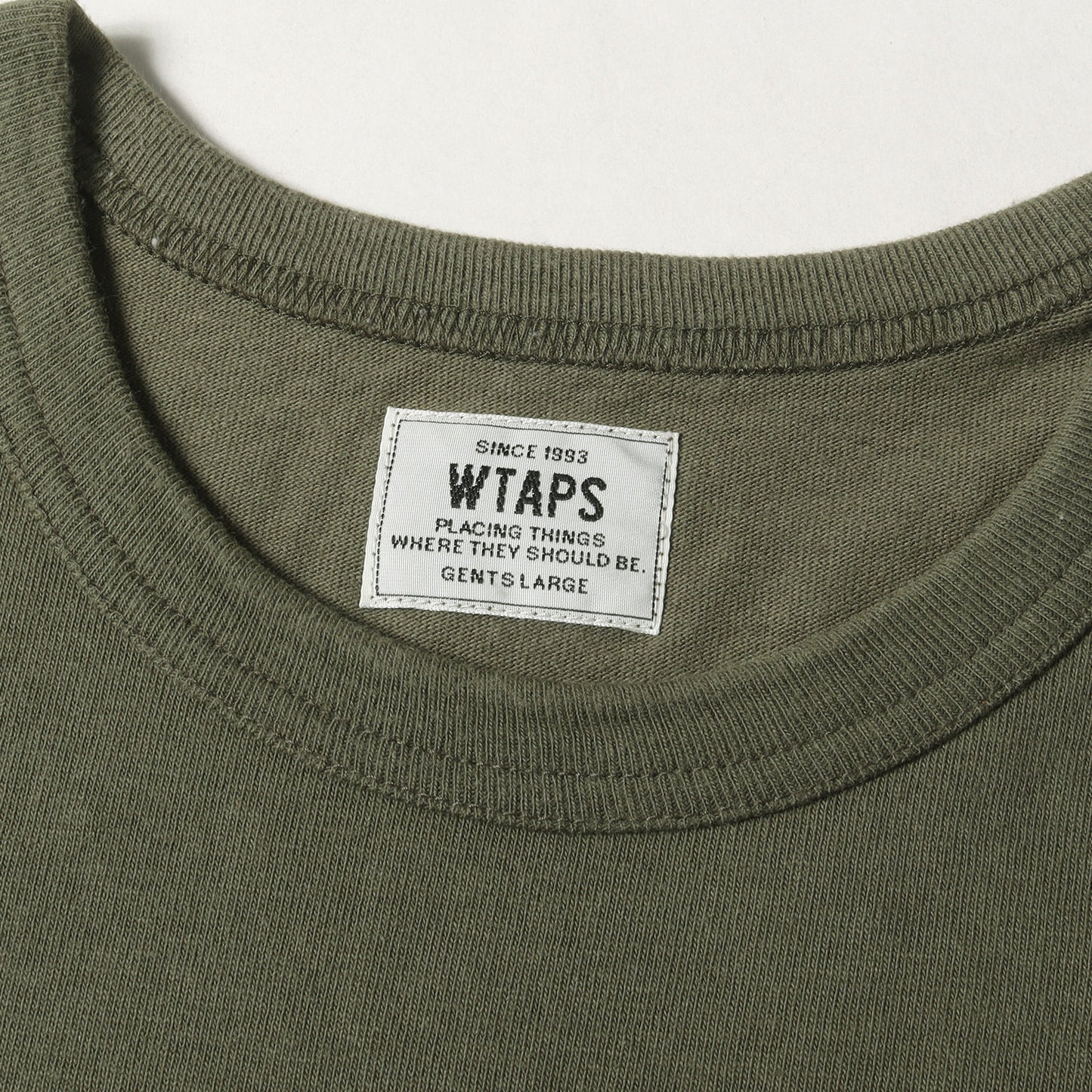 ブランドロゴ クルーネック Tシャツ(DESIGN SS 06)