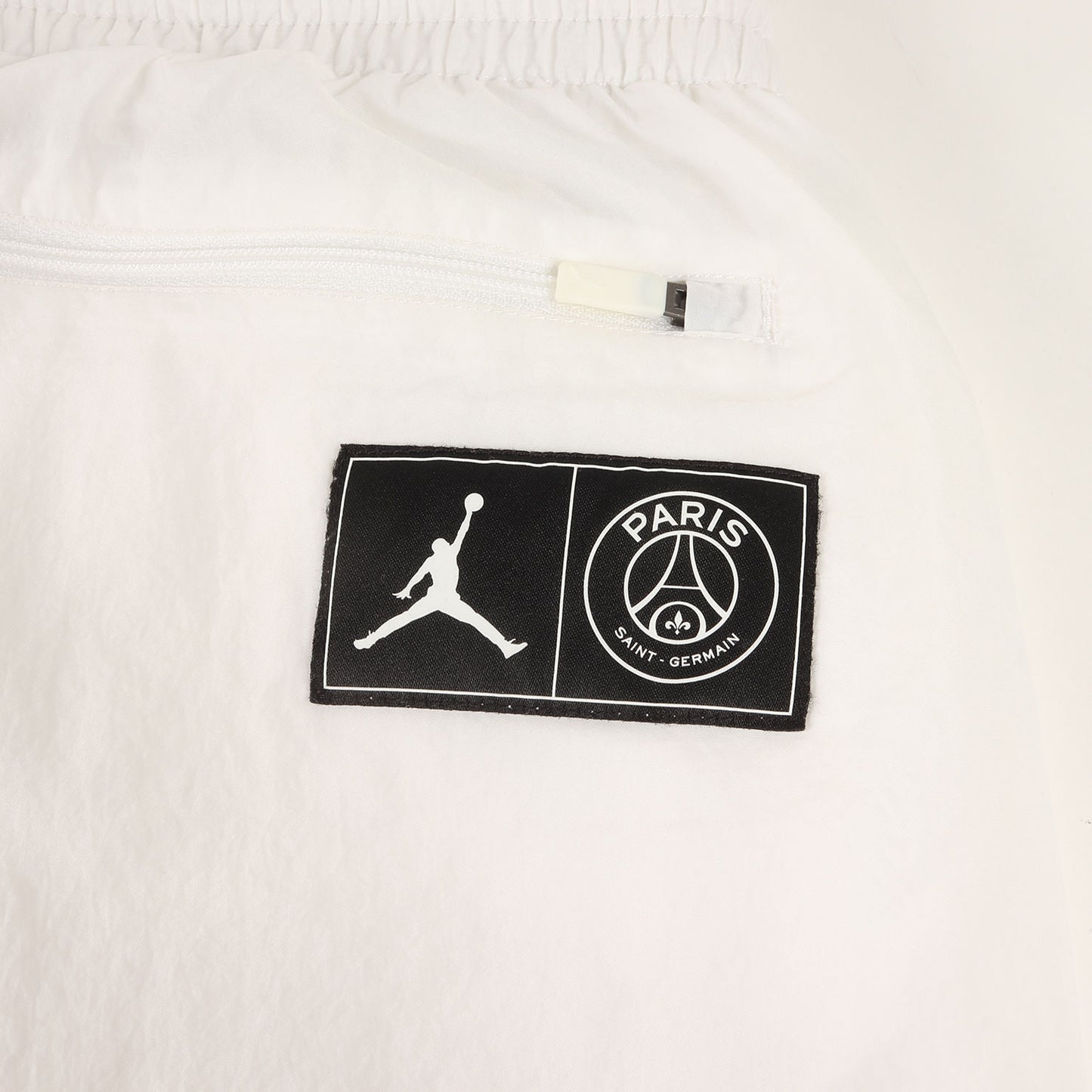 ×Paris Saint Germain JORDAN ナイロン トラックパンツ