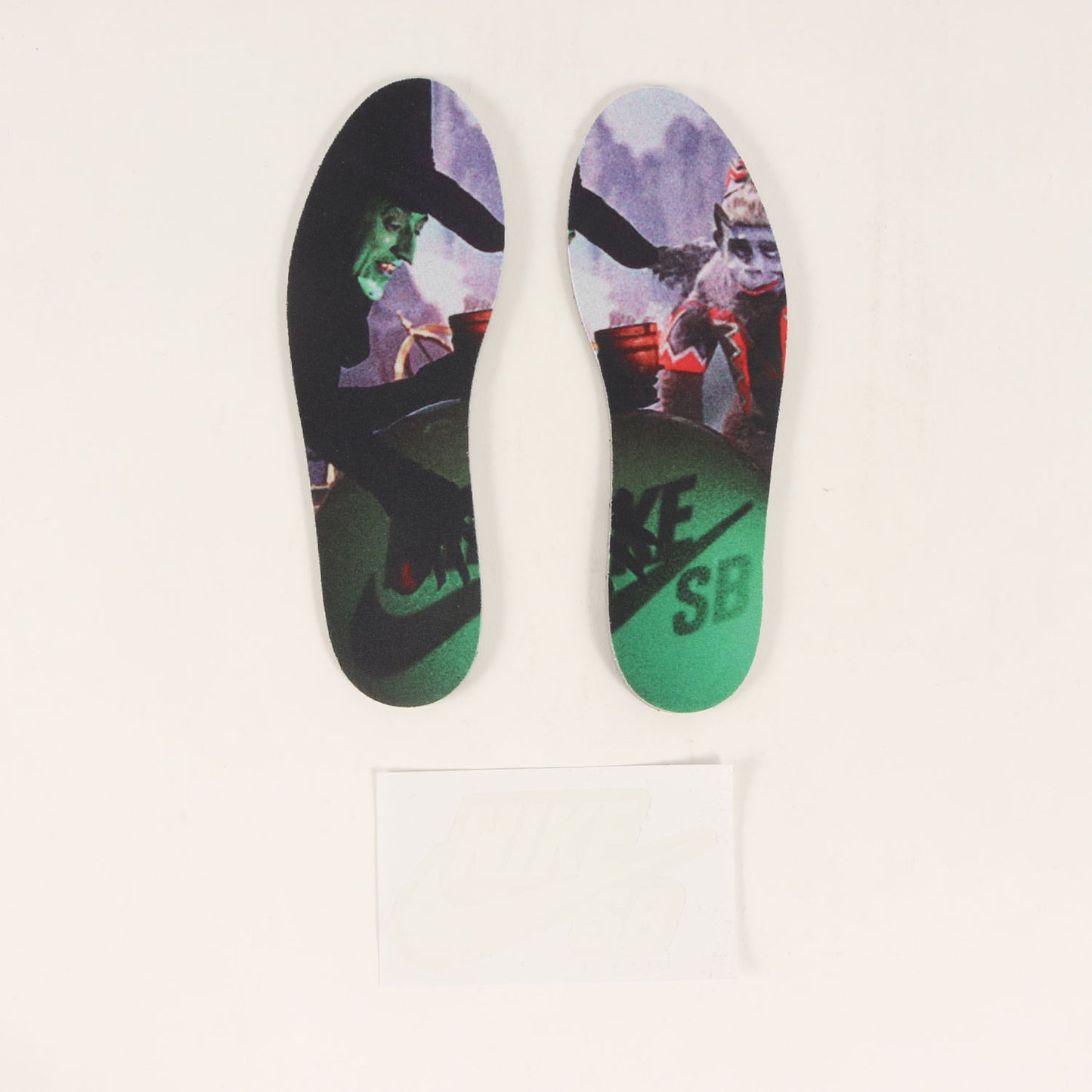 24AW ×THE WIZARD OF OZ SB DUNK LOW PRO QS PS POPPY FIELD (FZ1236-600)