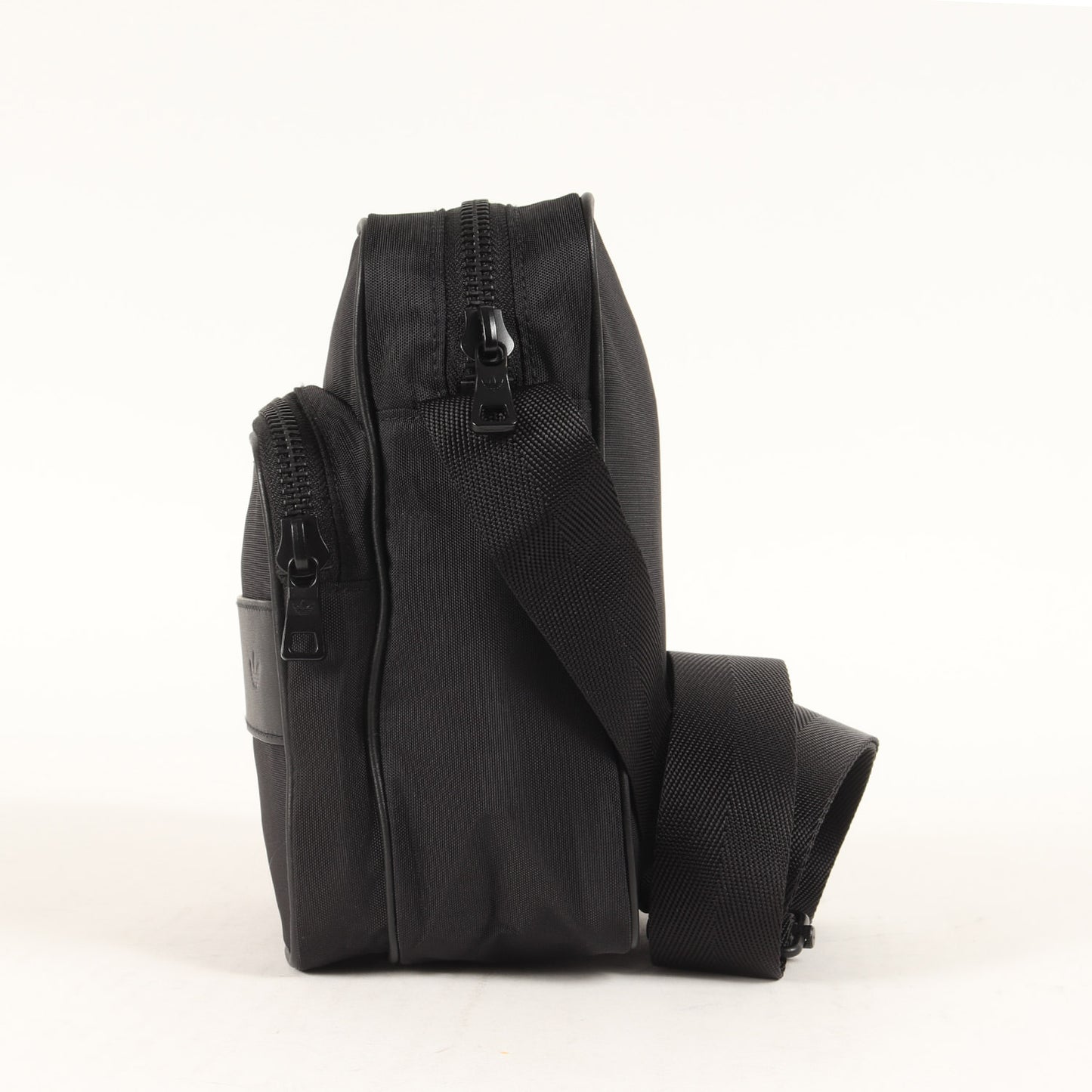 23AW ×adidas ナイロン ショルダーバッグ(NYLONG BAG BLACK)