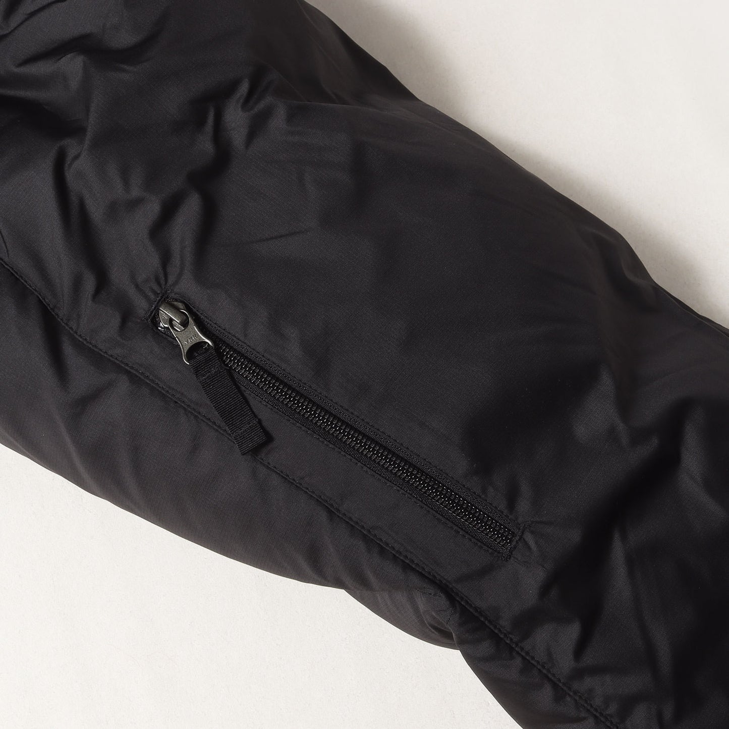 22AW ×THE NORTH FACE ハーフジップ プルオーバー ダウンジャケット(800-Fill Half Zip Hooded Pullover)