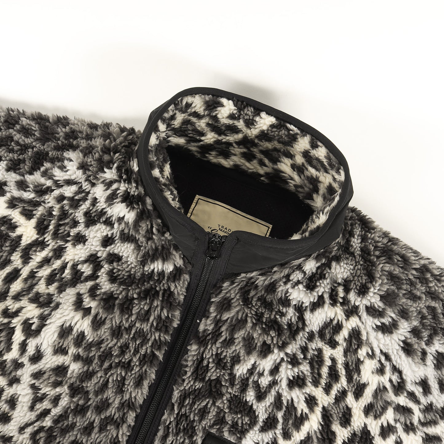 レオパード柄 フリースボア ジャケット (LEOPARD BOA FLEECE STAND COLLAR JACKET)