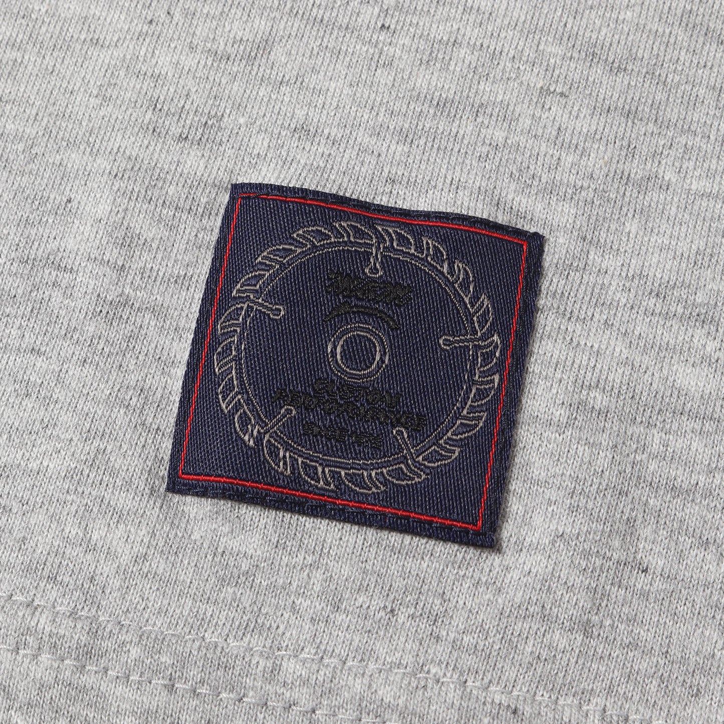 チップソー グラフィック ロングスリーブ Tシャツ