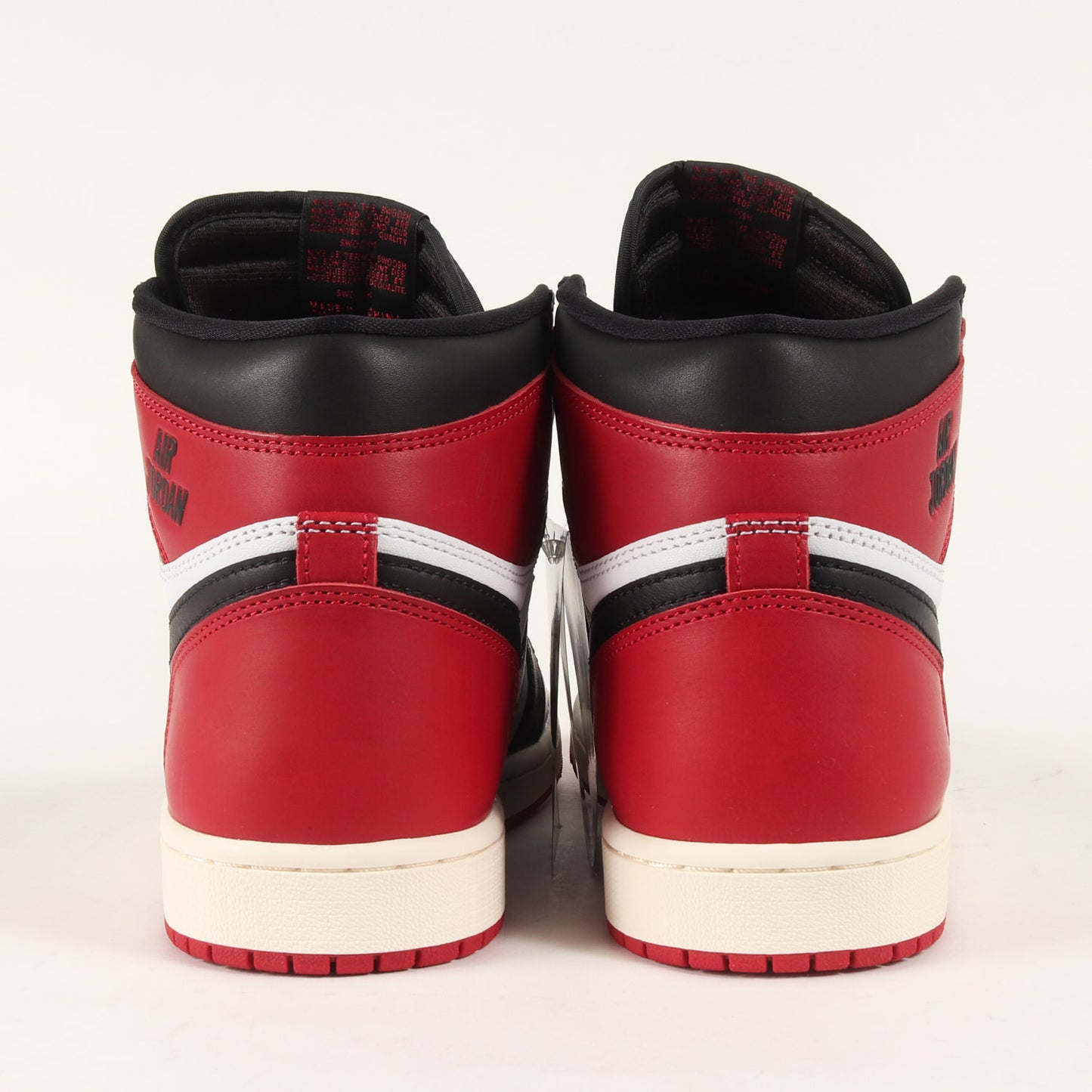 AIR JORDAN 1 RETRO HIGH OG BLACK TOE REIMAGINED / つま黒 (DZ5485-106)