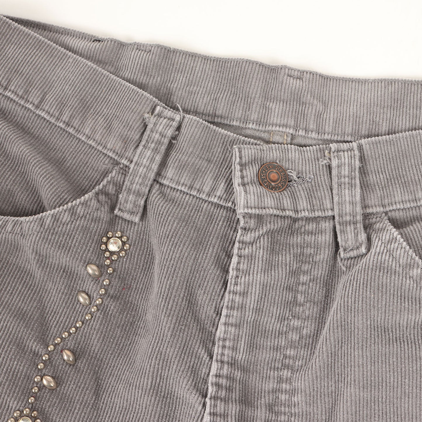古着リメイク フラワースタッズ Levi's 517 コーデュロイパンツ