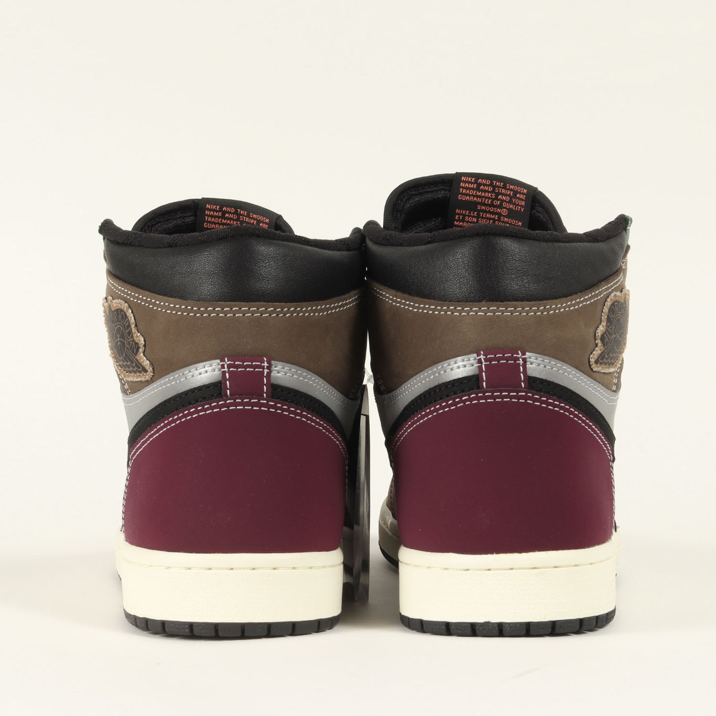 AIR JORDAN 1 RETRO HIGH OG HAND CRAFTED (DH3097-001)