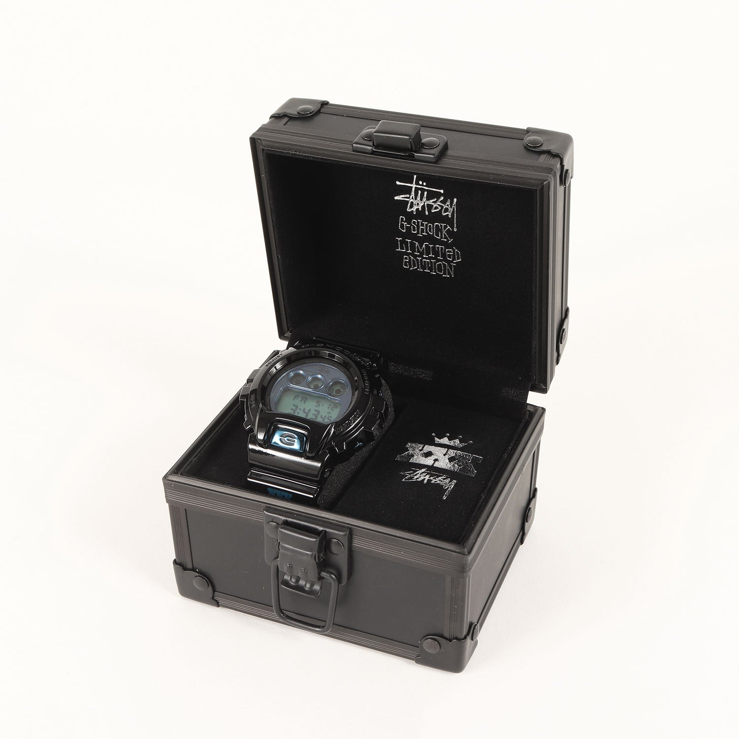 STUSSY (ステューシー) 30周年記念 ×CASIO G-SHOCK DW-6900ST 腕時計