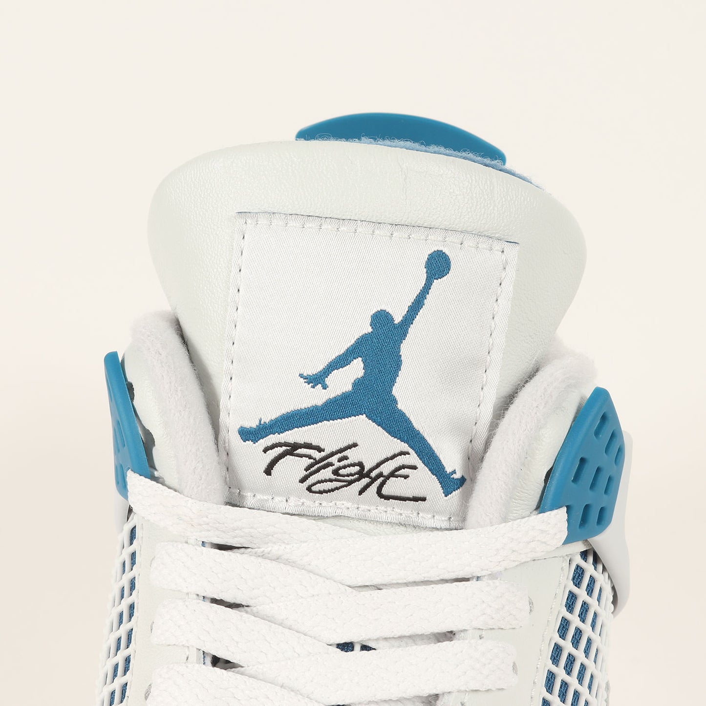 AIR JORDAN 4 RETRO MILITARY BLUE (FV5029-141)