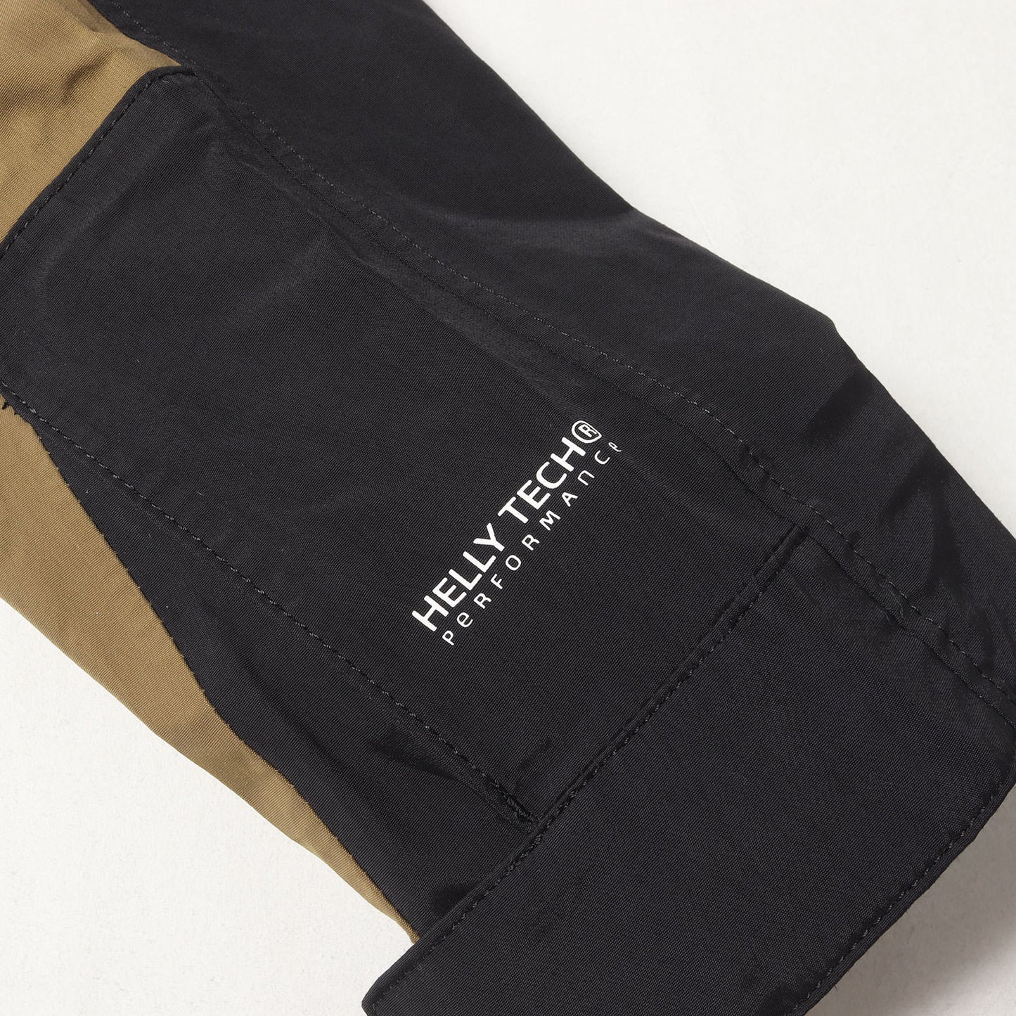 ×HELLY HANSEN ヘリーテック シェルパ ジャケット(SHERPA / JACKET)