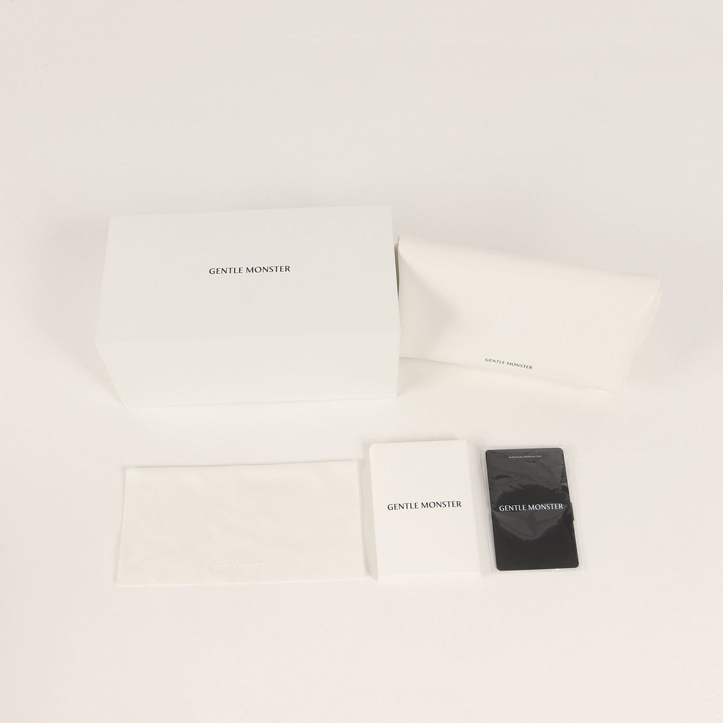 ウェリントン サングラス(Lilit 01)