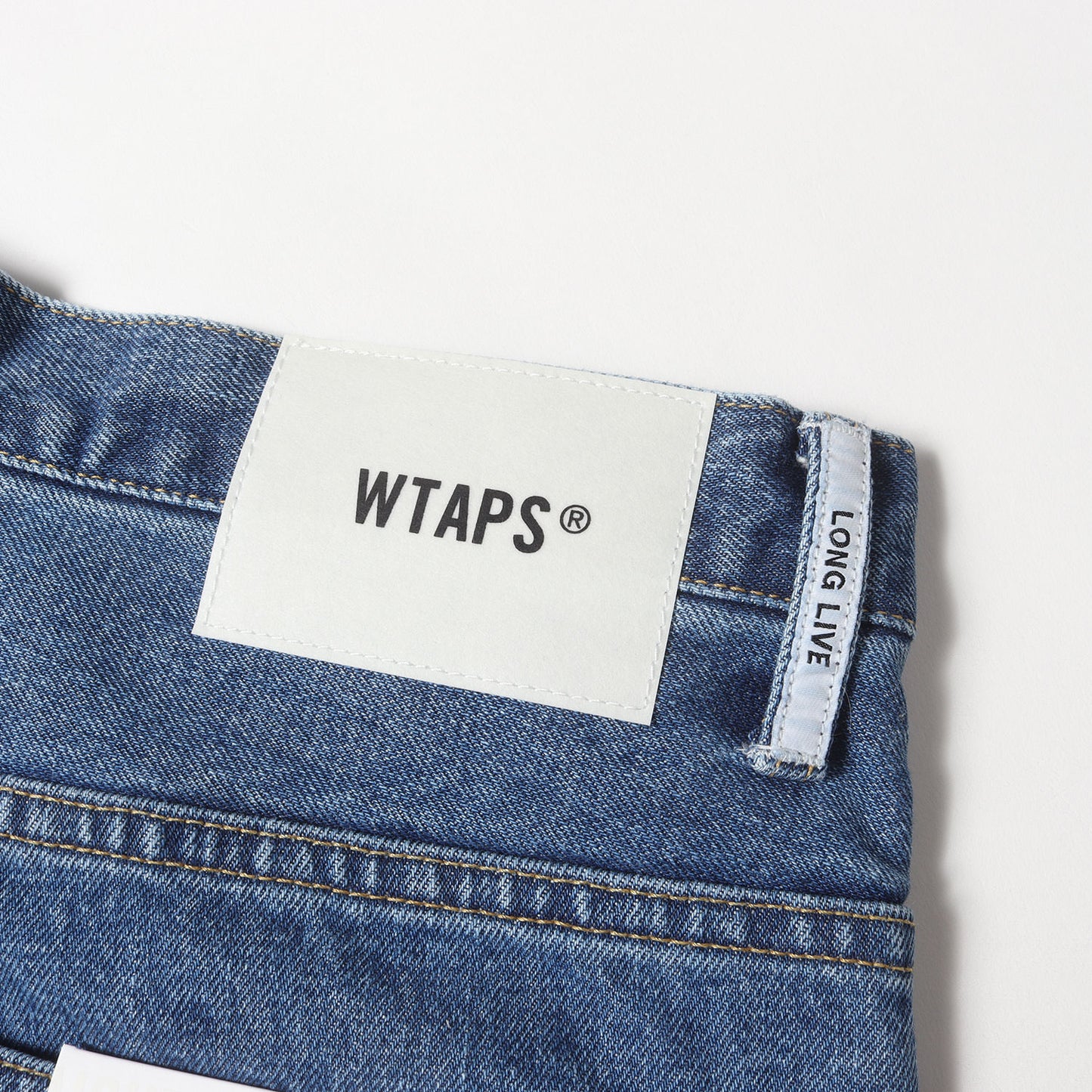 23AW ストーンバイオブリーチ加工 ワイド デニムパンツ(BLUES STRAIGHT / TROUSERS / COTTON. DENIM)