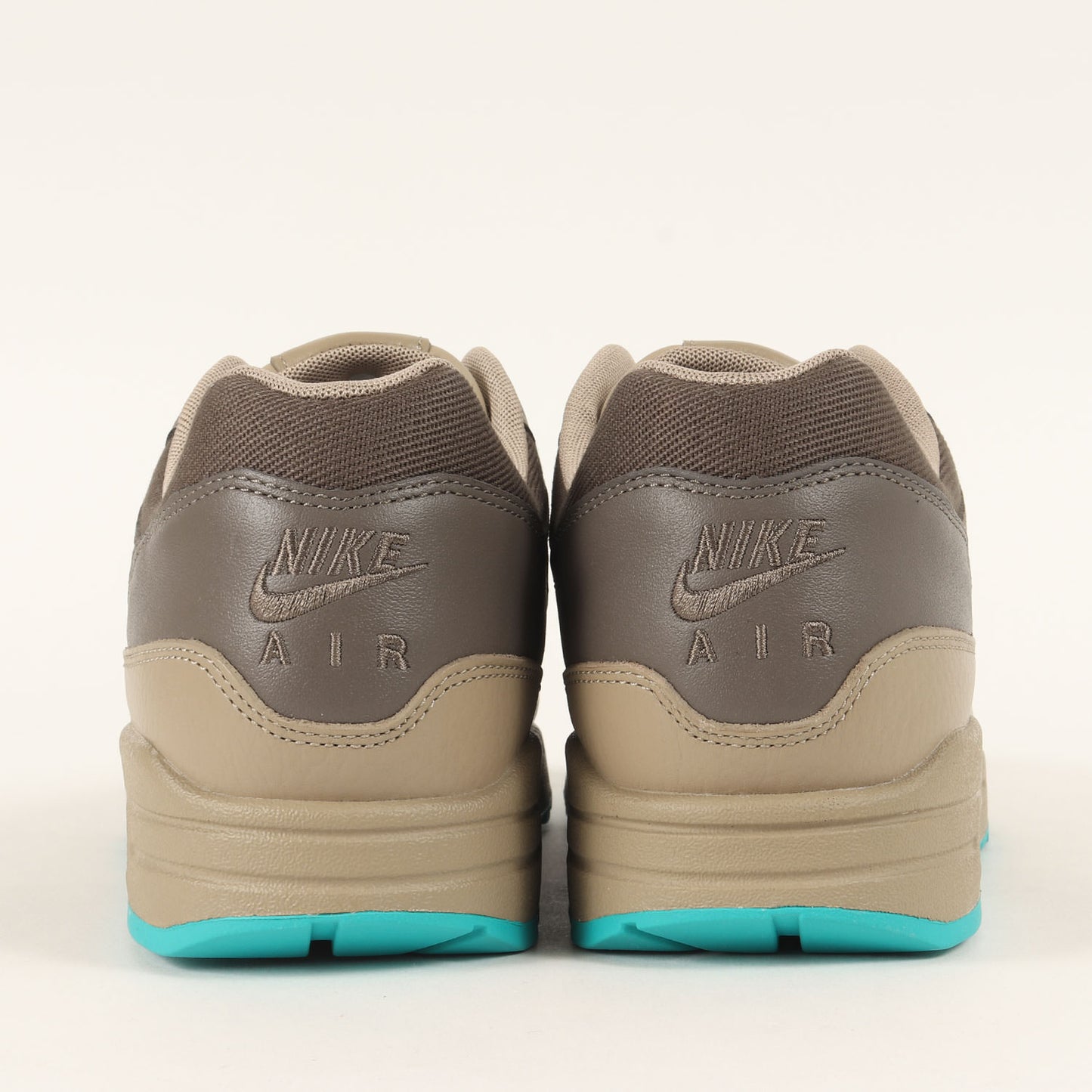 日本未発売 AIR MAX 1 PREMIUM RIDGEROCK (875844-200)