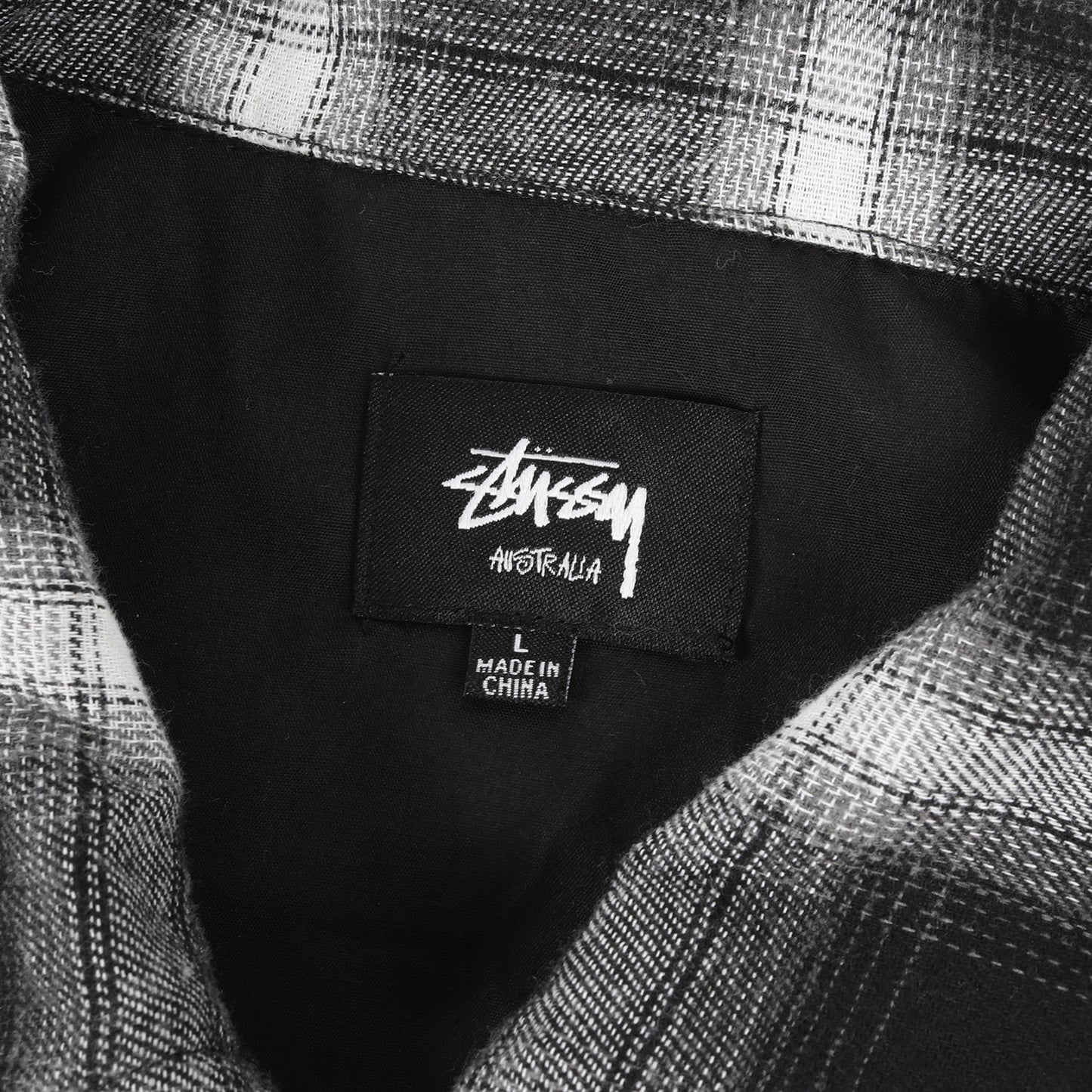 オーストラリア限定 8ボール オンブレチェック ジップ ジャケット(8 Ball Checkered Zip Jacket)