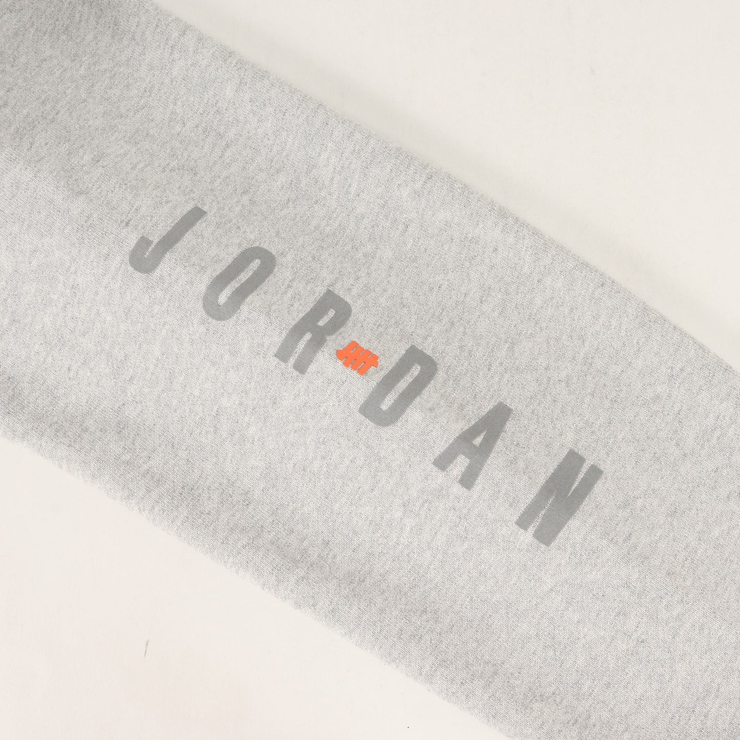 22AW ×UNDEFEATED ジョーダン フォト スウェットパーカー