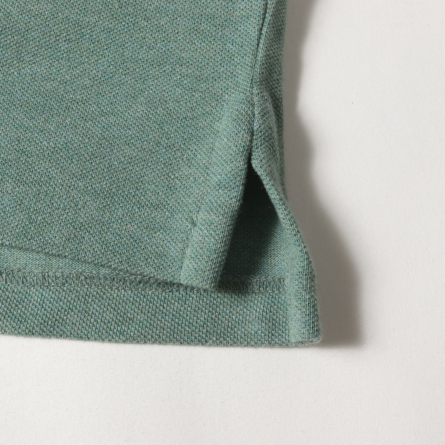 [現行タグ] ワンポイント刺繍 鹿の子 ポロシャツ(CUSTOM SLIM FIT)