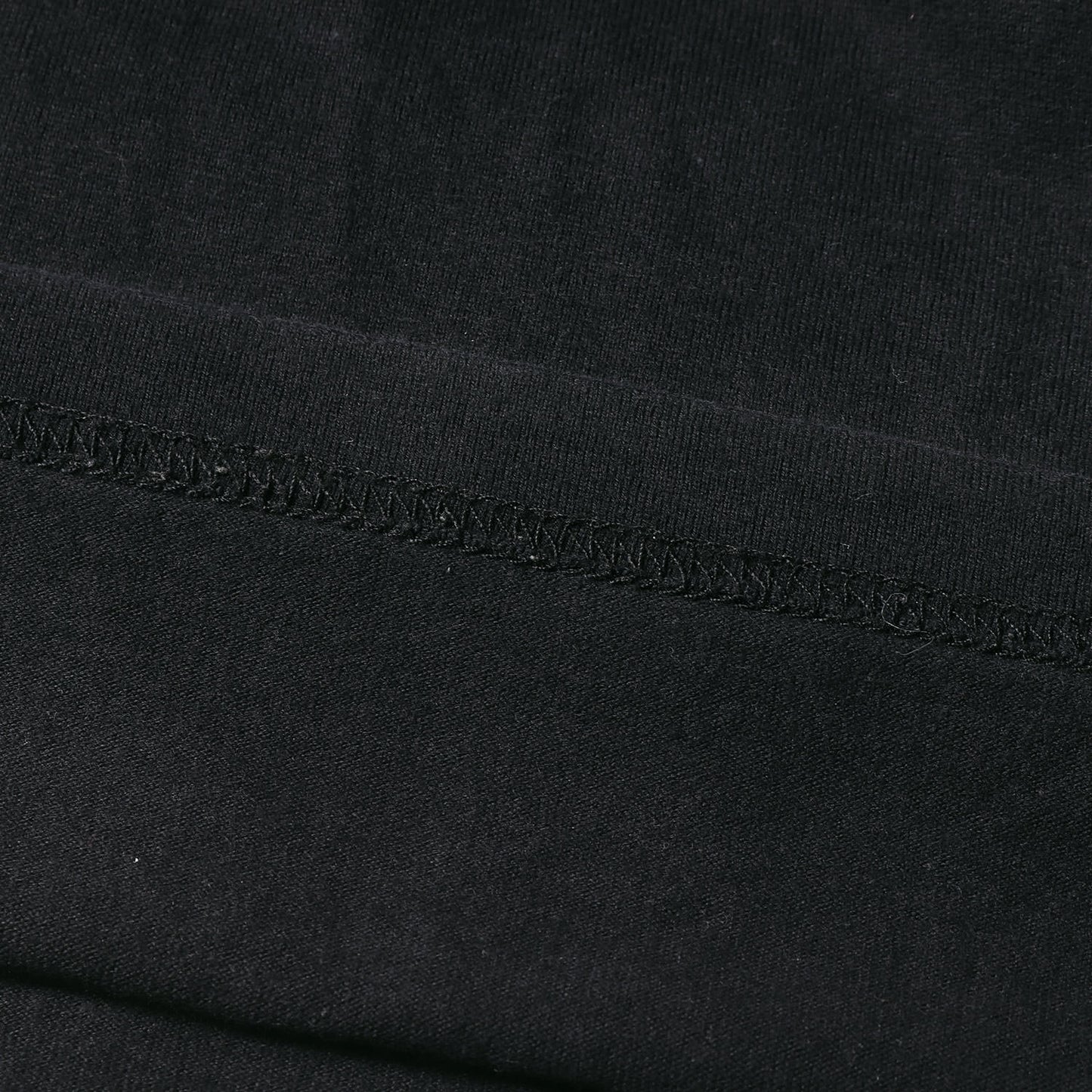 インターナショナルロゴ ロングスリーブ Tシャツ(International L/S Tee)