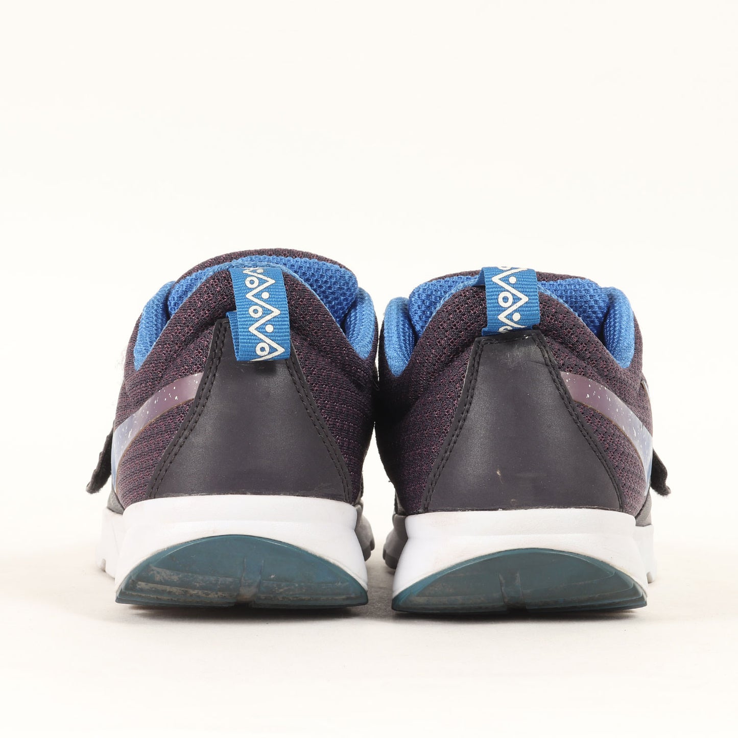 ×NIKE ACG TRAINERENDOR STUSSY (634928-560)