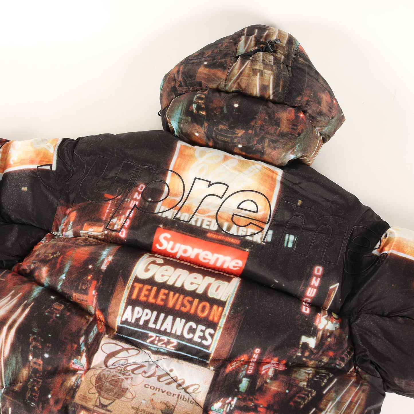 22AW ×THE NORTH FACE タイムズスクエア柄 ハーフジップ プルオーバー ダウンジャケット(800-Fill Half Zip Hooded Pullover)