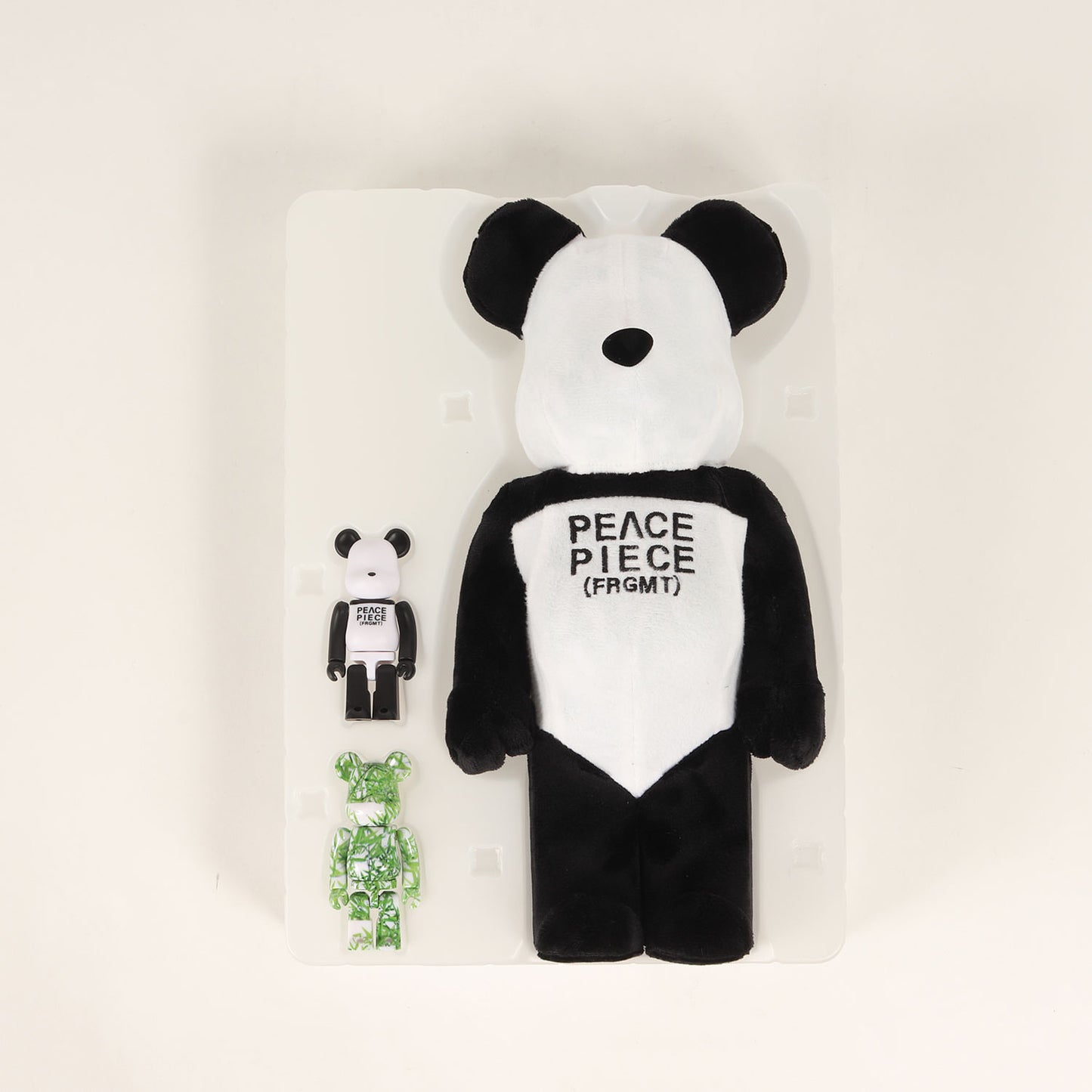 2023年モデル ×fragment design BE@RBRICK 400% % 100% PANDA