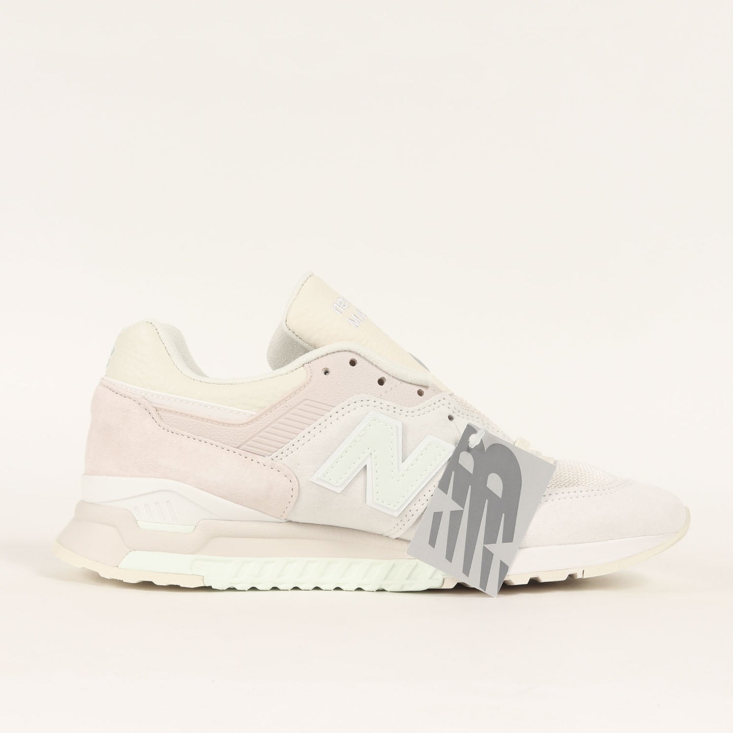 25SS ×NEW BALANCE U9975 HK EASTER (MADE IN USA)