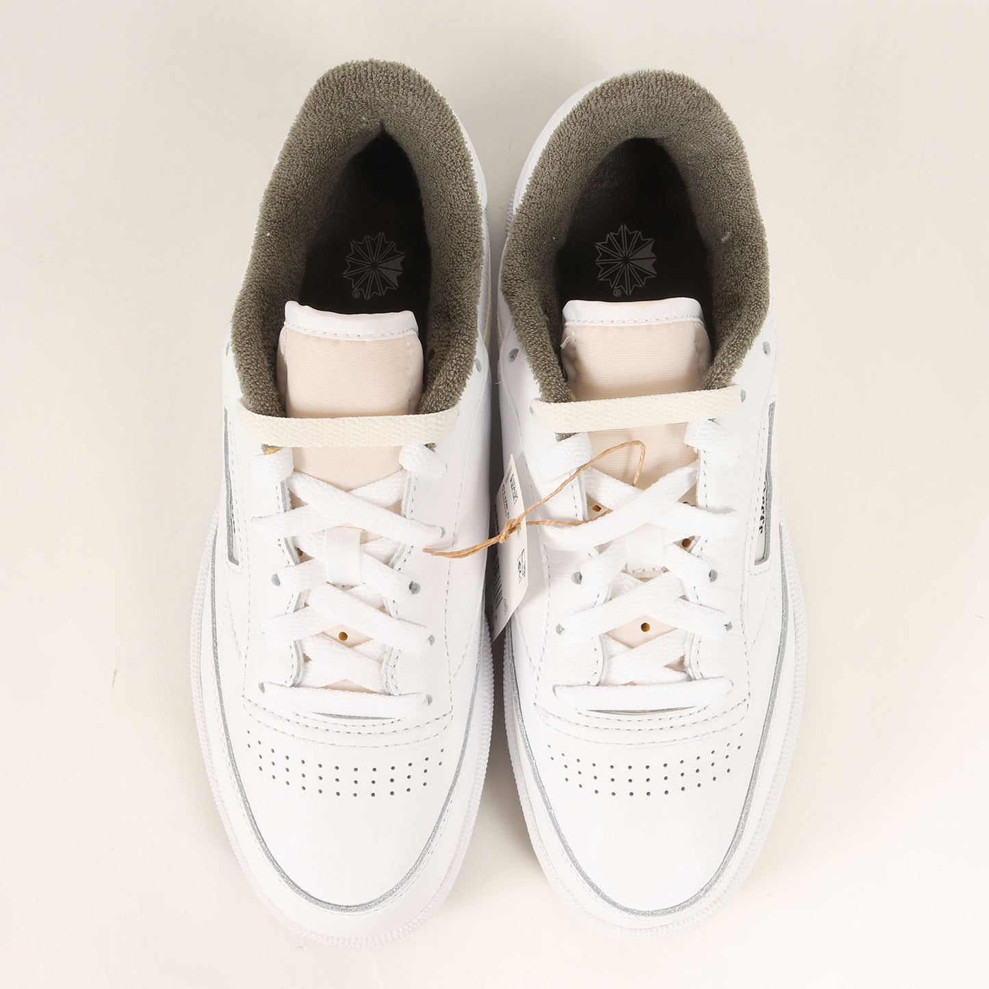 23SS ×REEBOK CLUB C 85 WHITE OLIVE (GX9657)