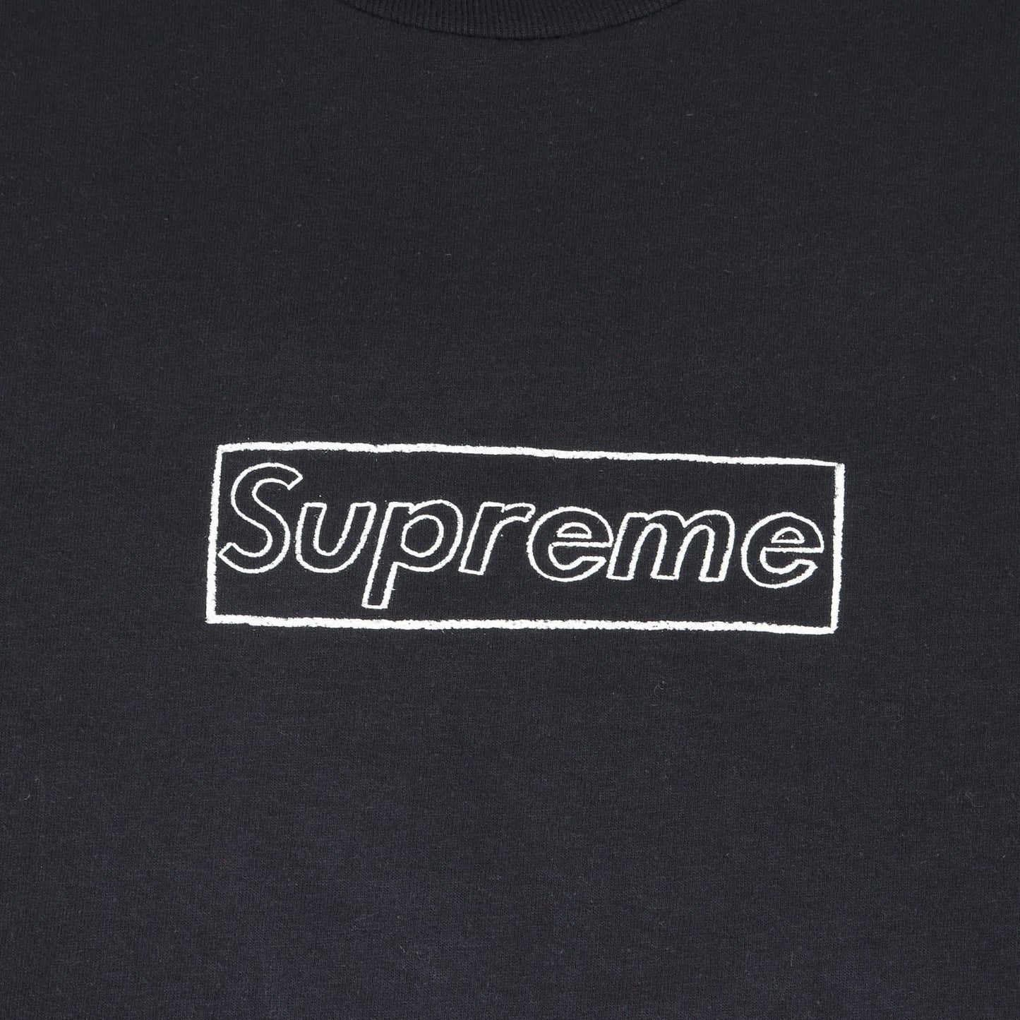 21SS ×KAWS チョークBOXロゴ Tシャツ(Chalk Box Logo Tee)