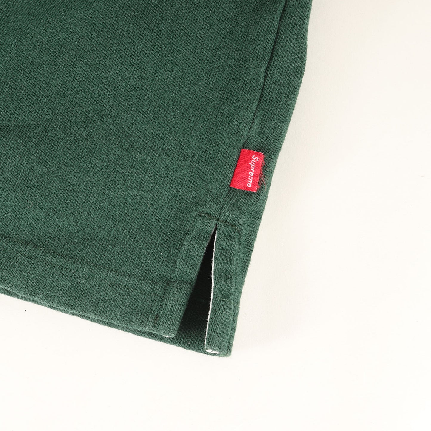 アラビックロゴ フード付き 3トーン ラガーシャツ(Block Striped Hooded Rugby)