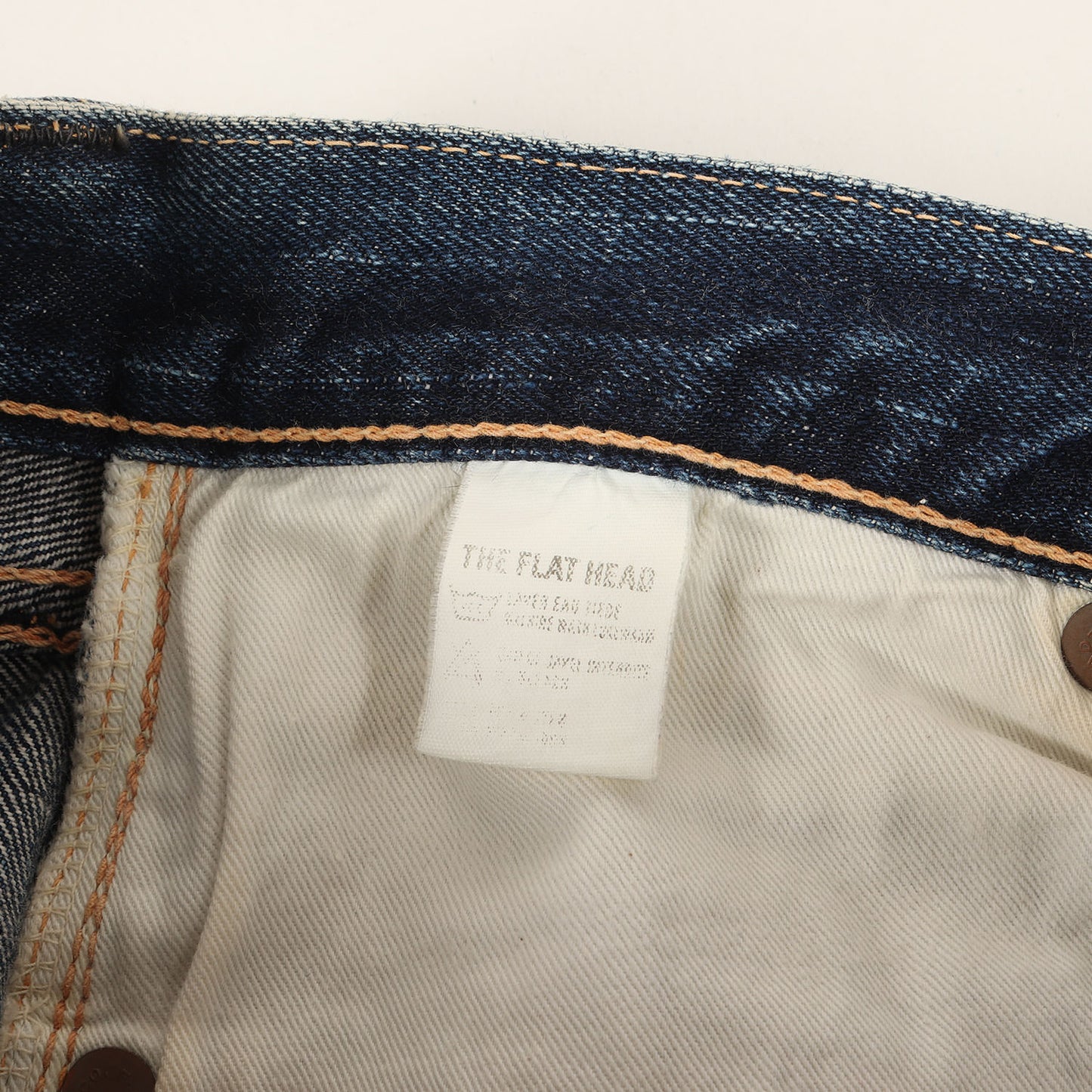 3005XX ストレート デニムパンツ