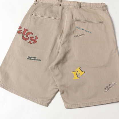 25SS ×SIMON TAYLOR グラフィック チノショーツ(LOGO CHINO SHORTS)