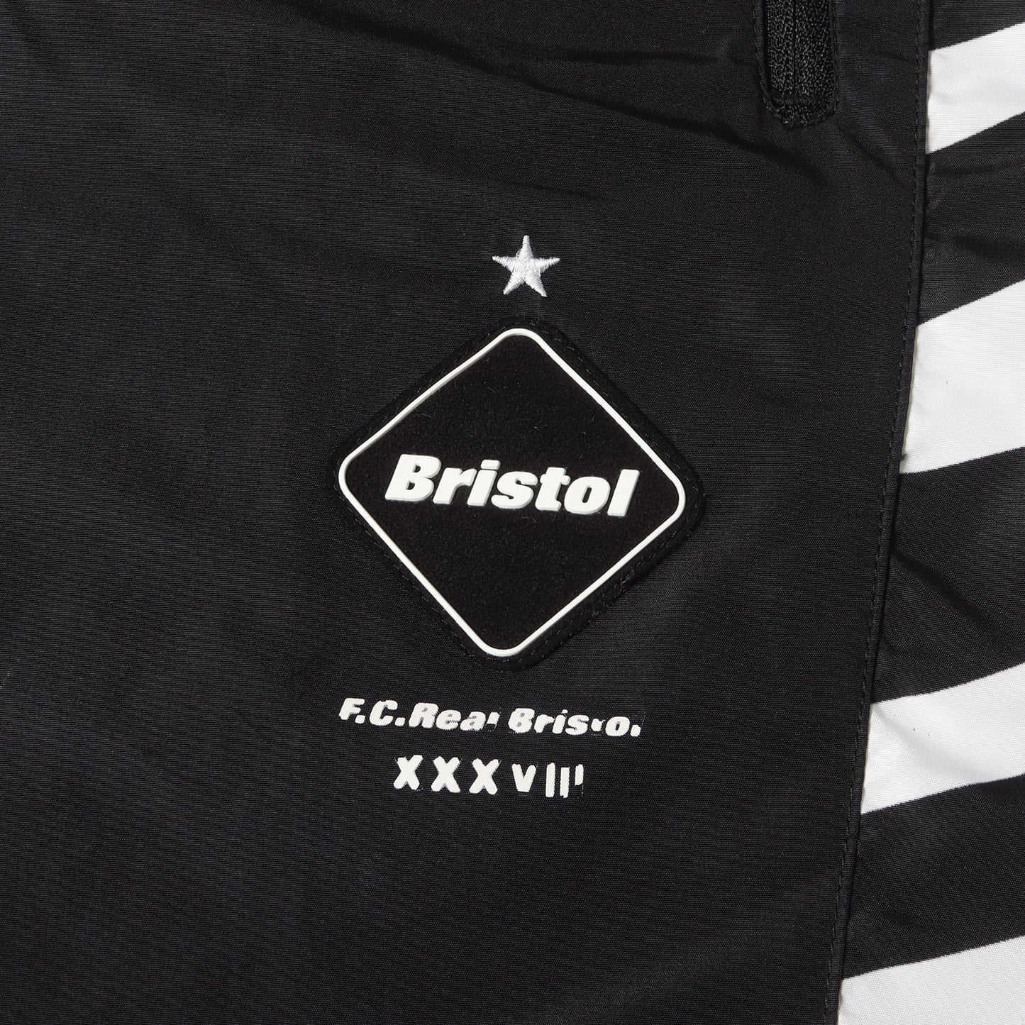 ×WTAPS レオパード プラクティス パンツ(LEOPARD PRACTICE LONG PANT)