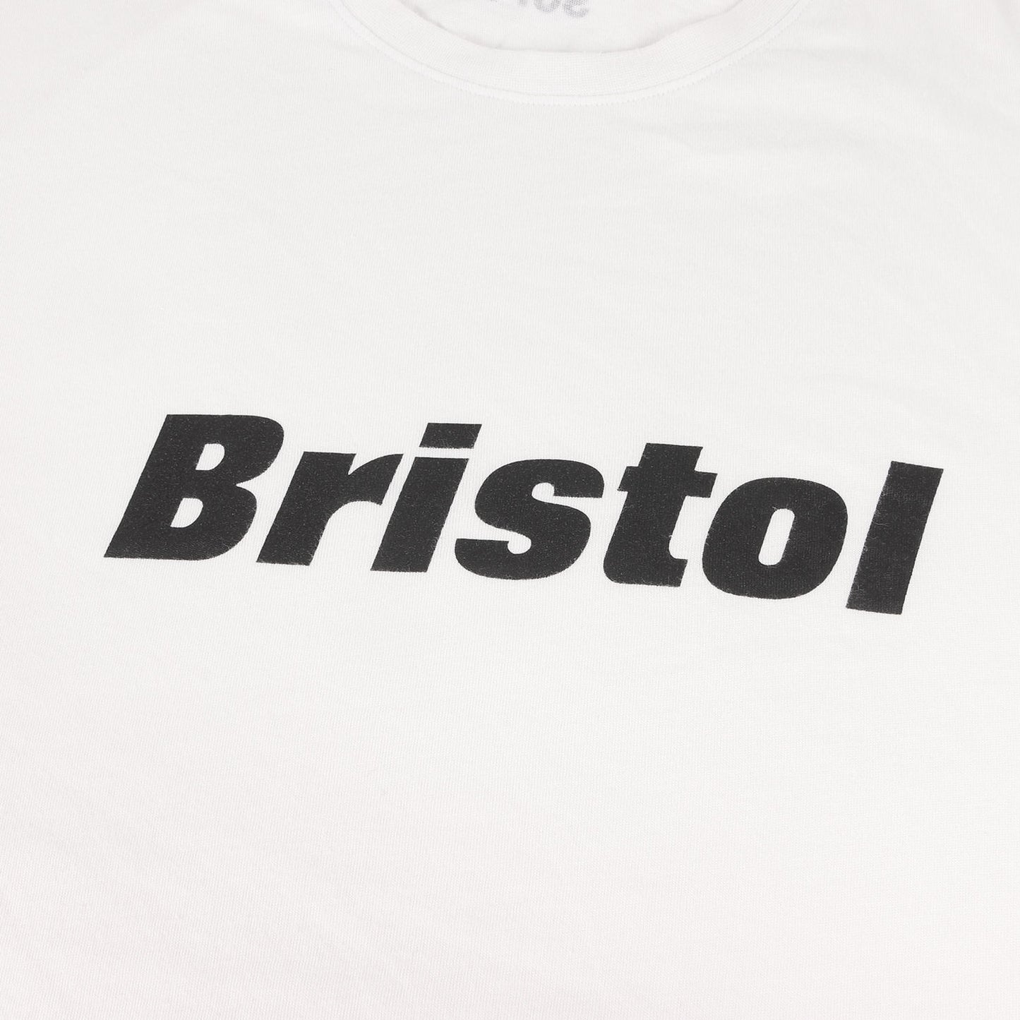 ブランドロゴ クルーネック Tシャツ(AUTHENTIC TEE)